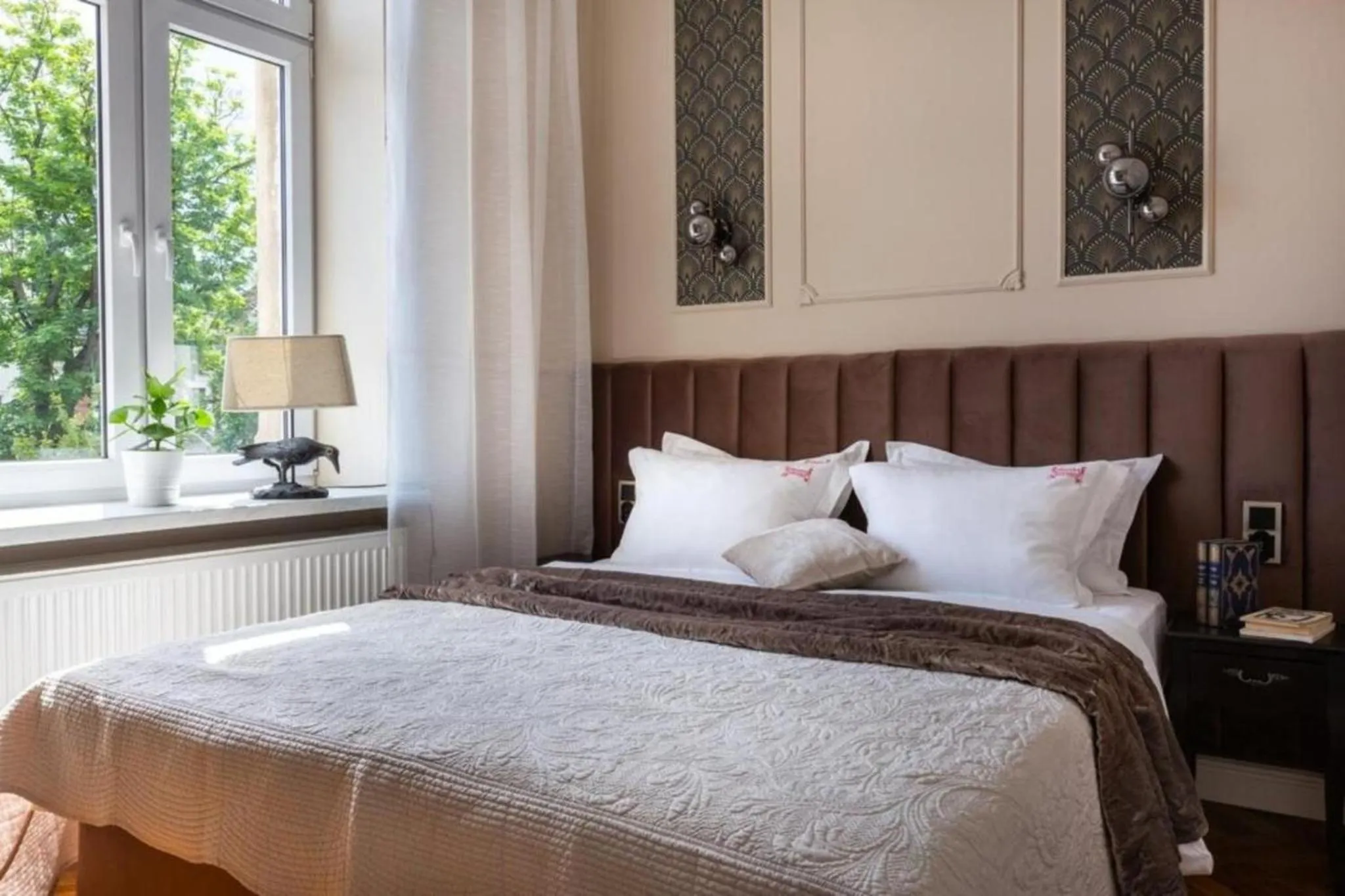 Bed in Between Old Town and Kazimierz