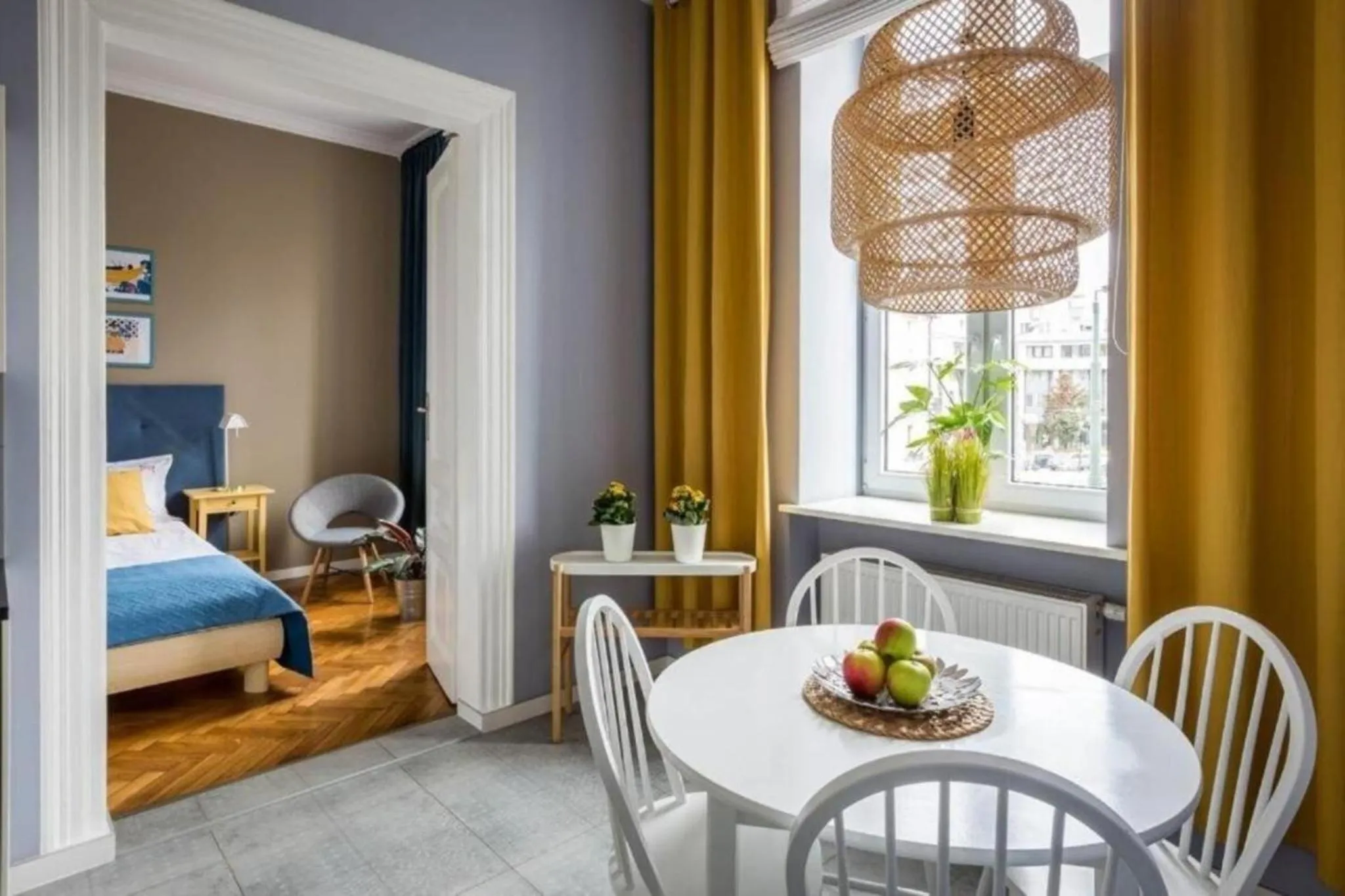 Bed in Between Old Town and Kazimierz