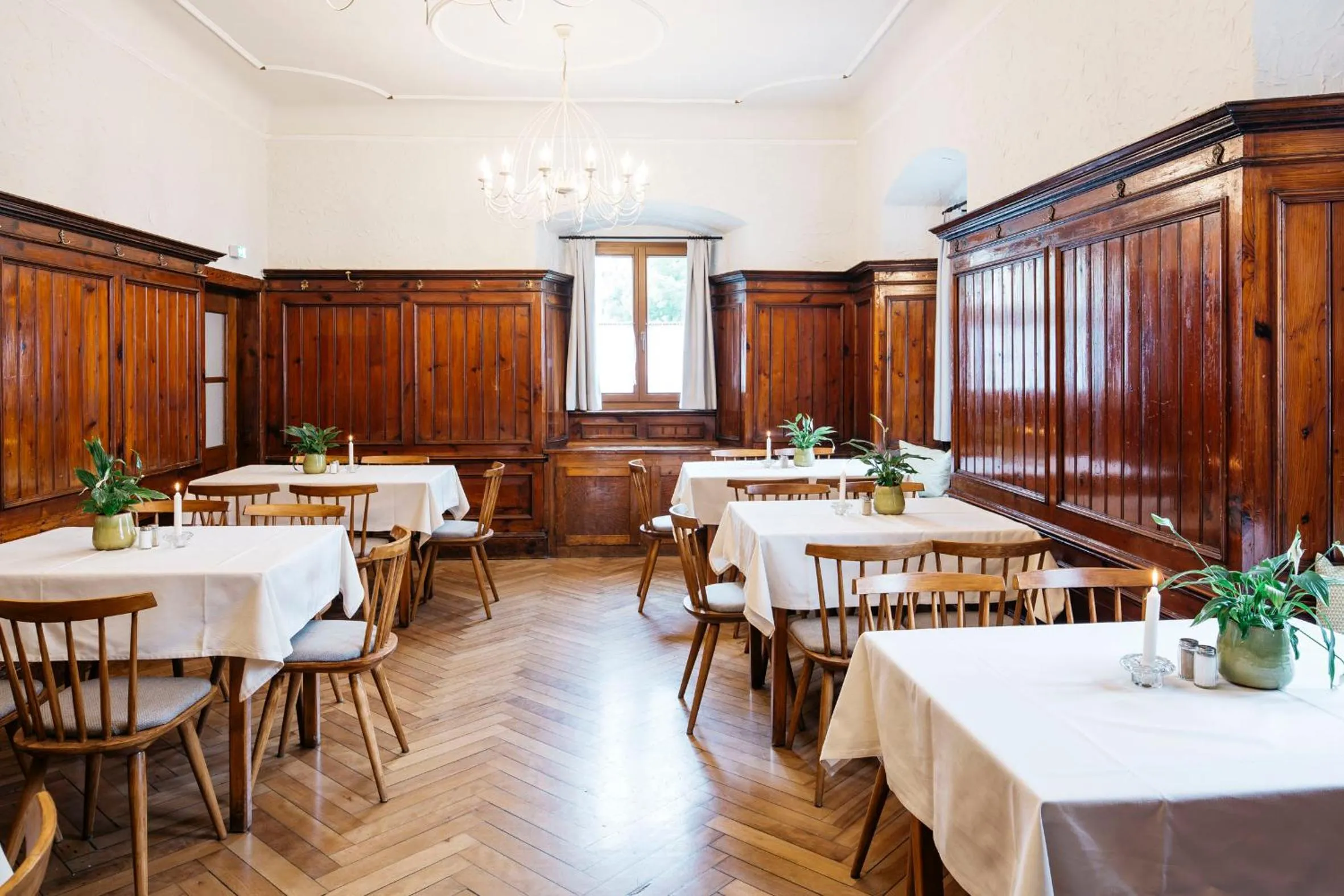 Restaurant/places to eat in Hotel Gasthof Lamm