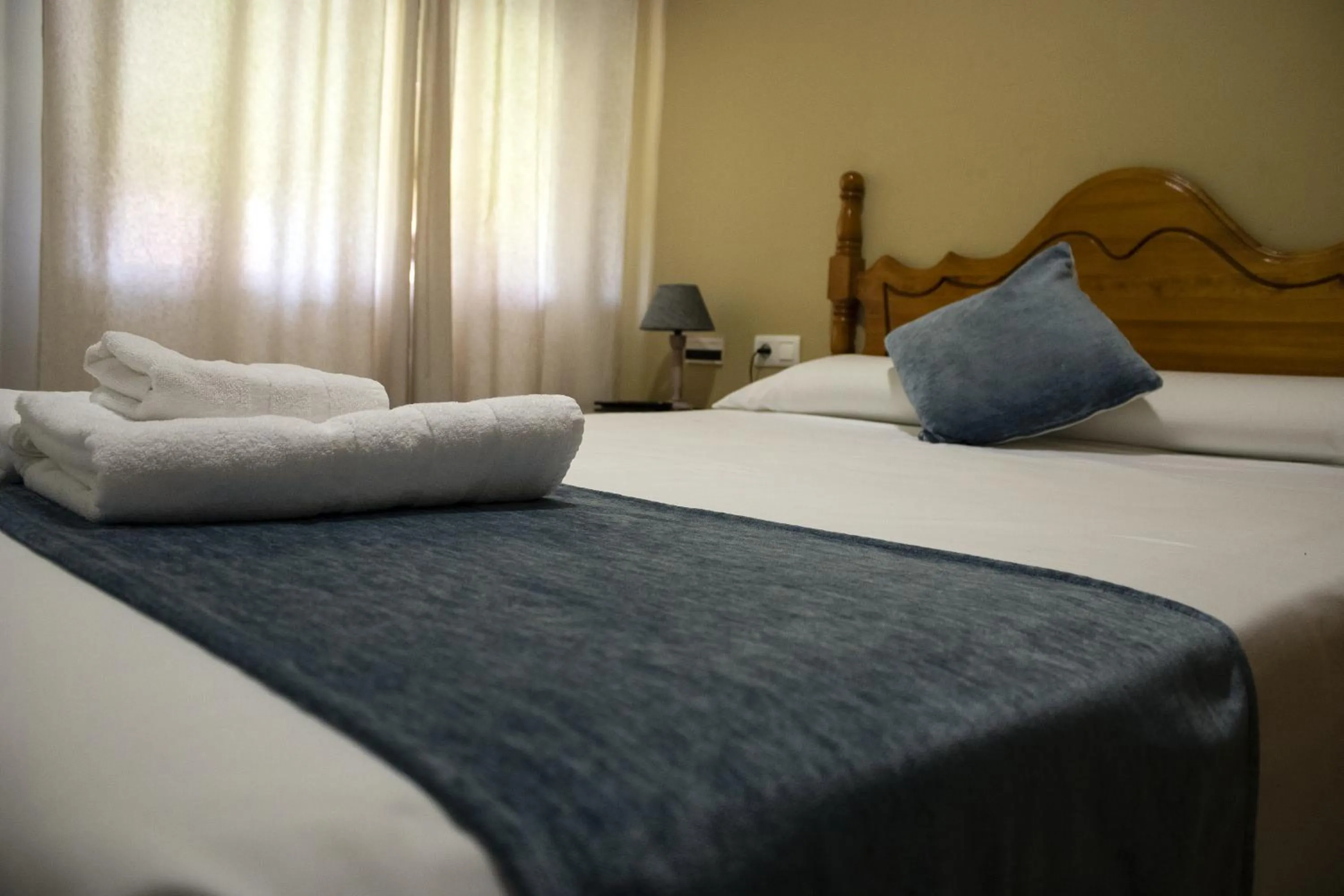 Bed in Hostal Valdepeñas by Bossh! Hotels