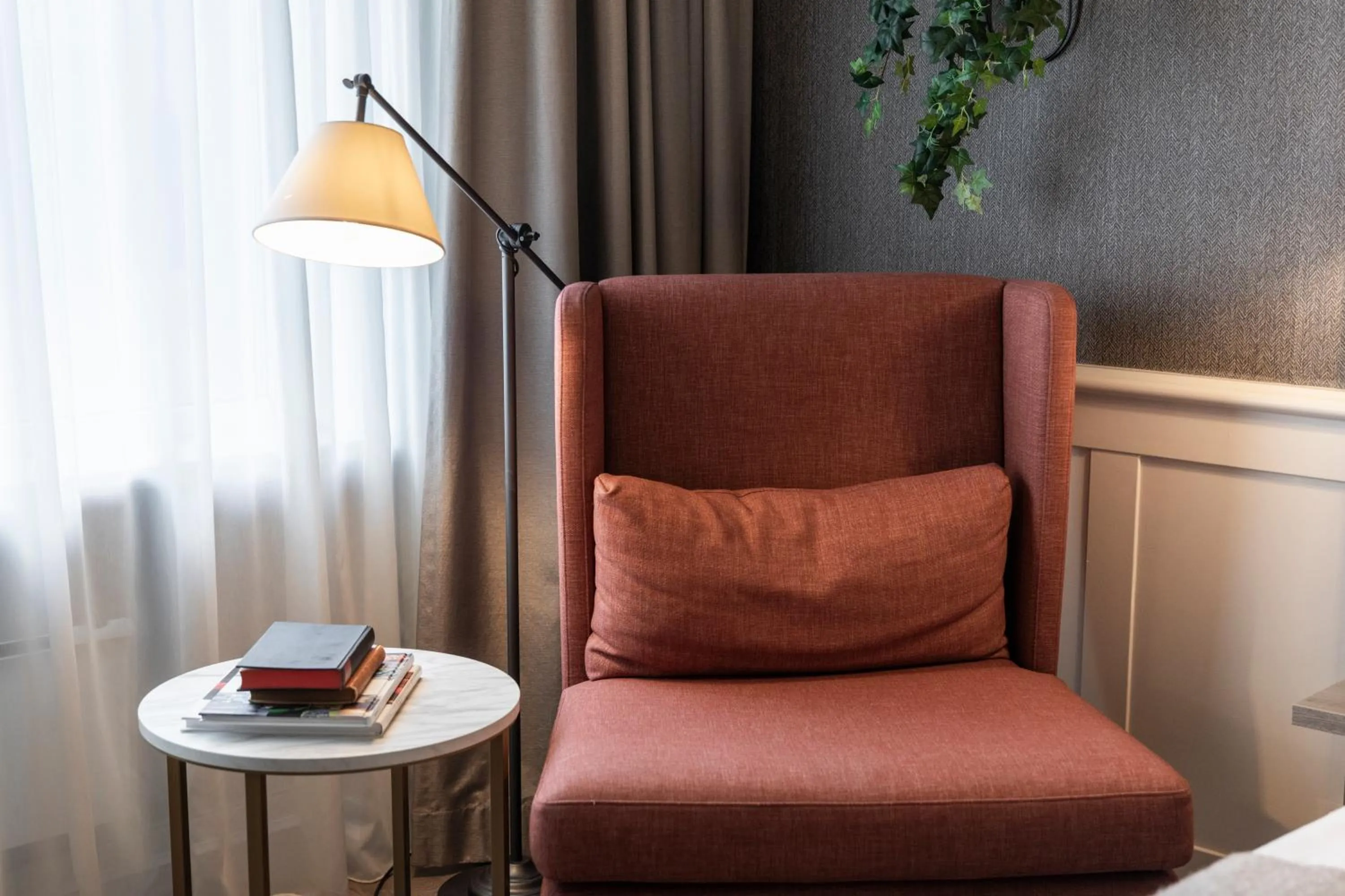 Seating area in Home Hotel Grand Bodø