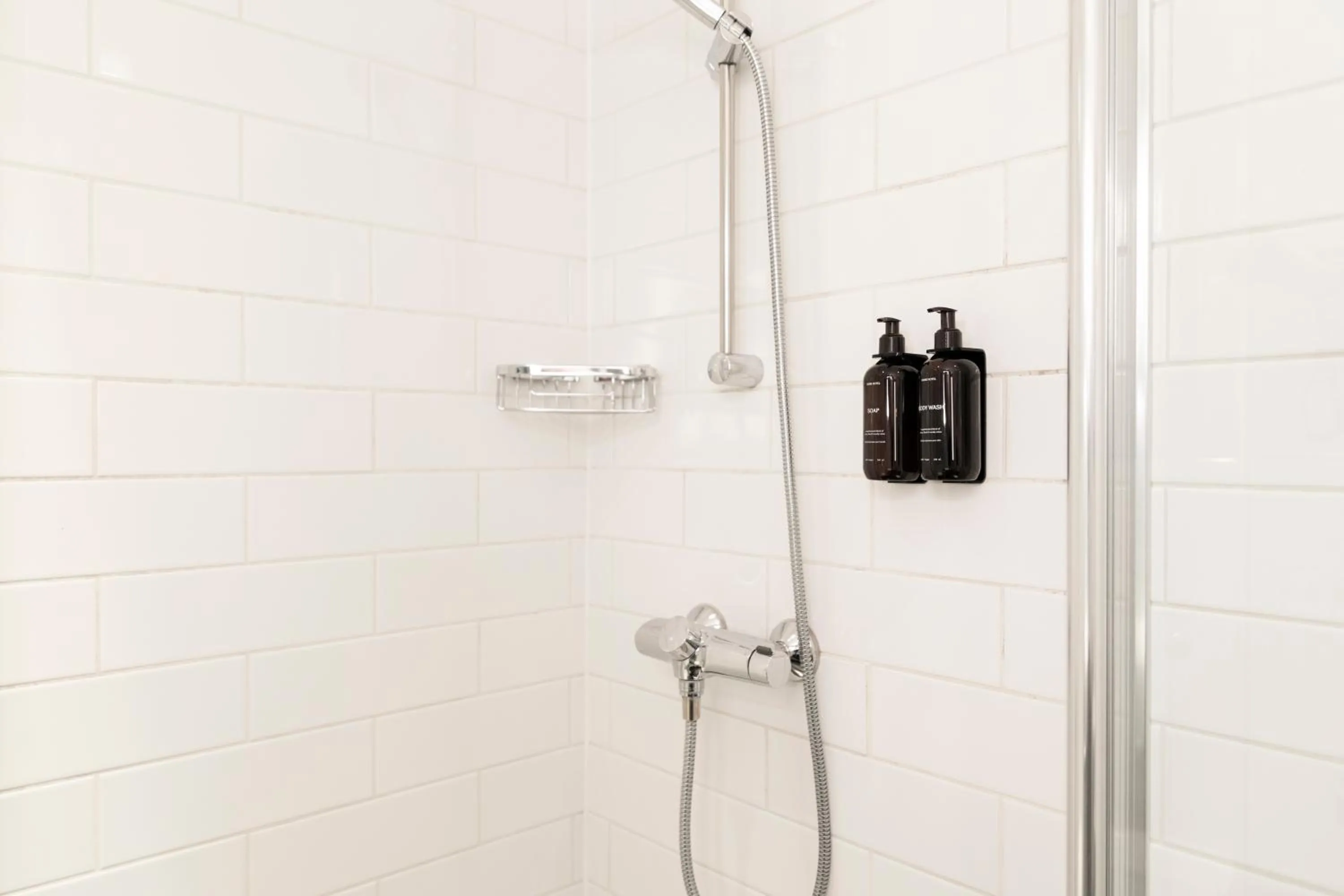 Shower in Home Hotel Grand Bodø