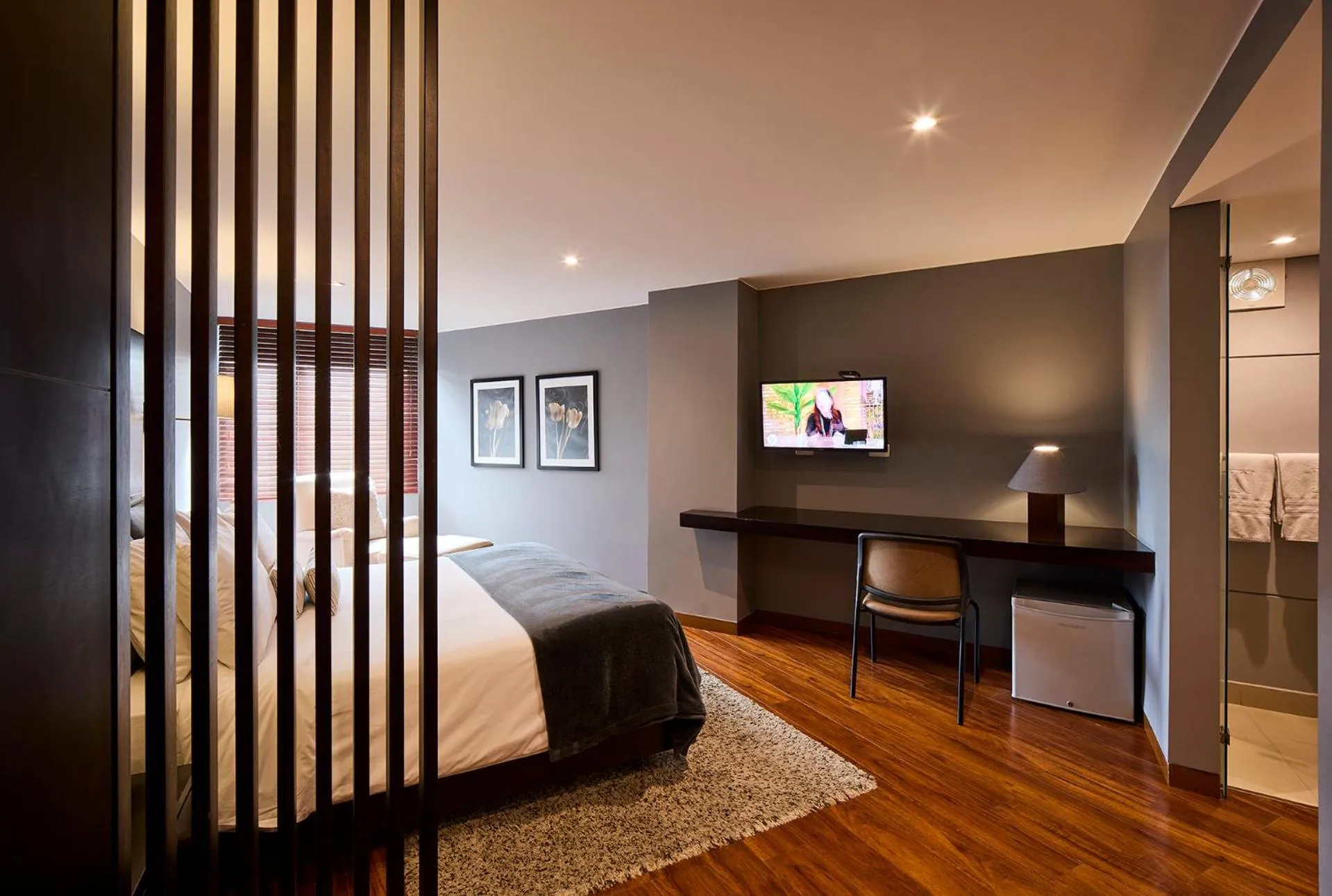 Photo of the whole room, Bed in Nico Apartasuites