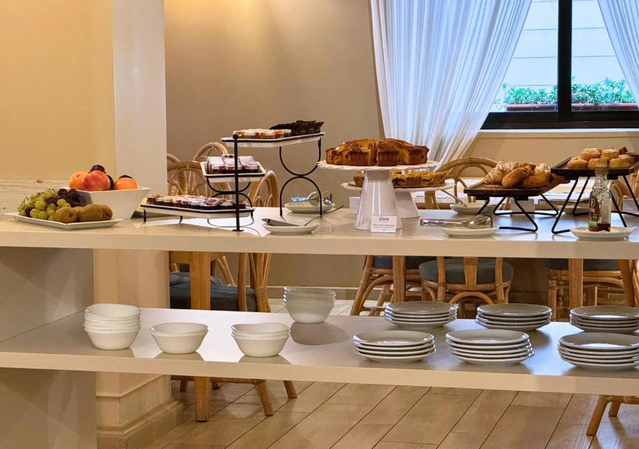 Breakfast in Hotel Enzo