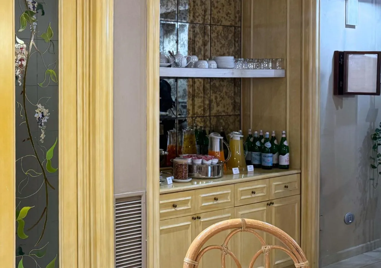 Breakfast in Hotel Enzo