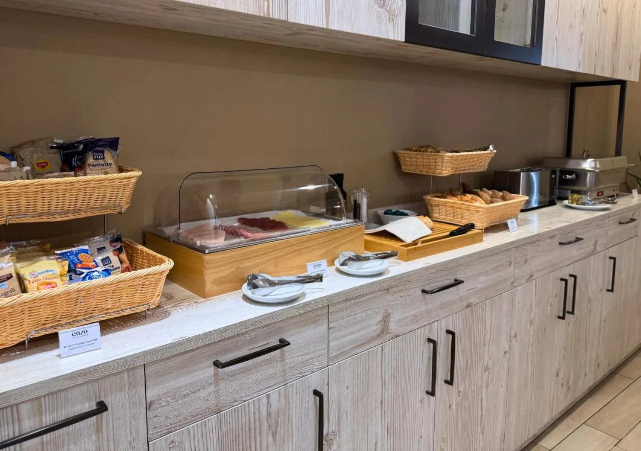 Breakfast in Hotel Enzo
