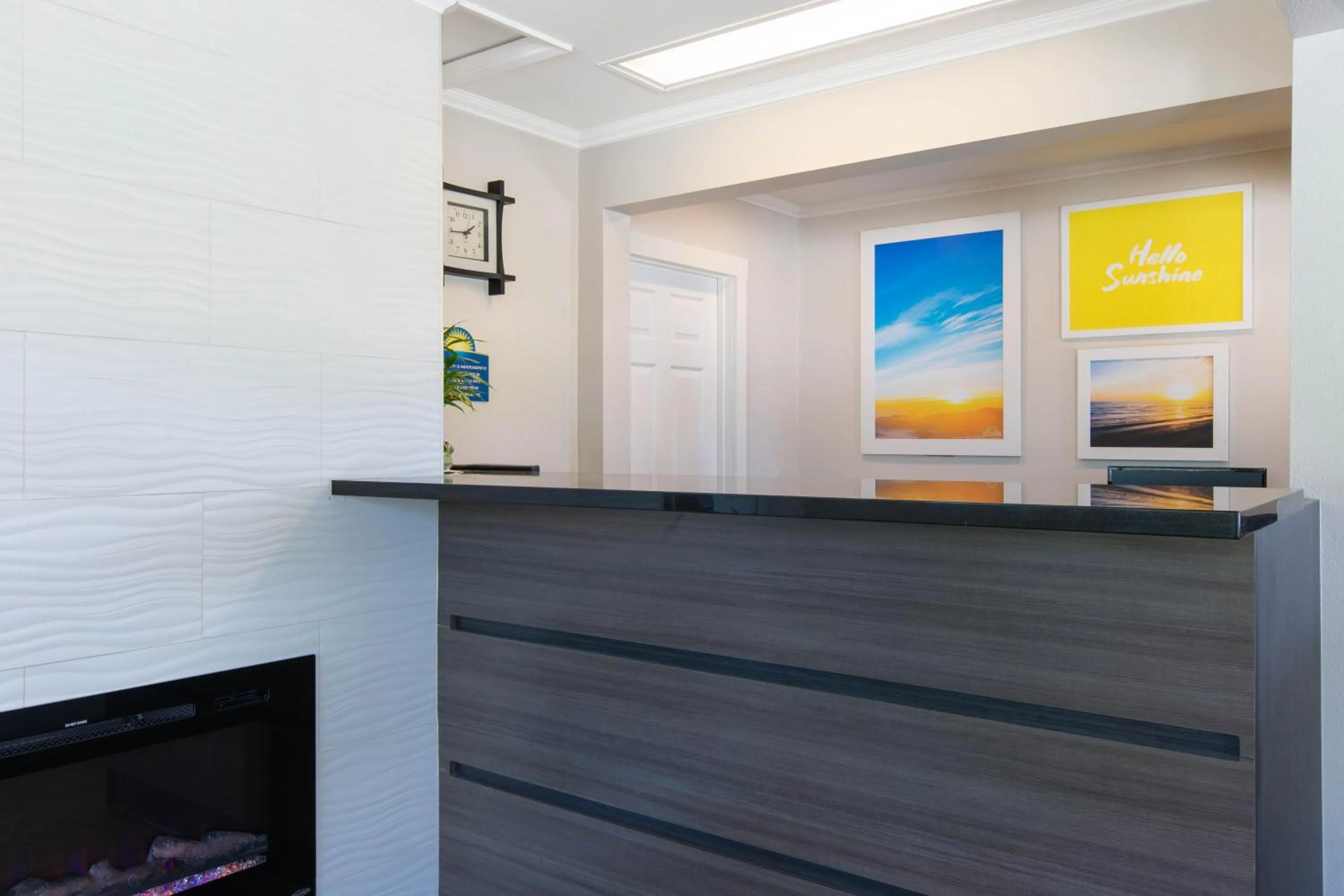 Decorative detail in Days Inn by Wyndham Monterey-Fisherman's Wharf Aquarium