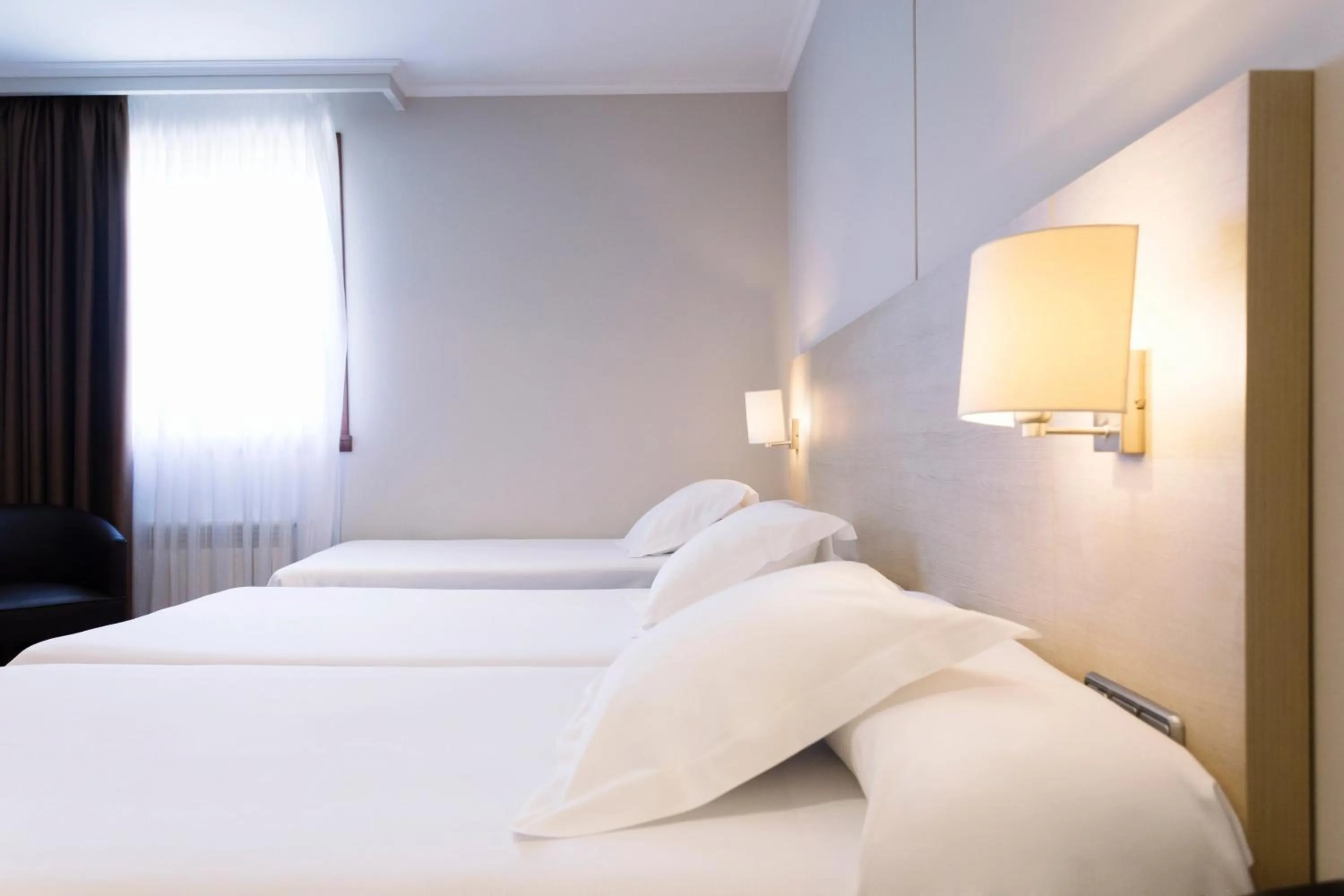 Photo of the whole room, Bed in Hotel Valencia