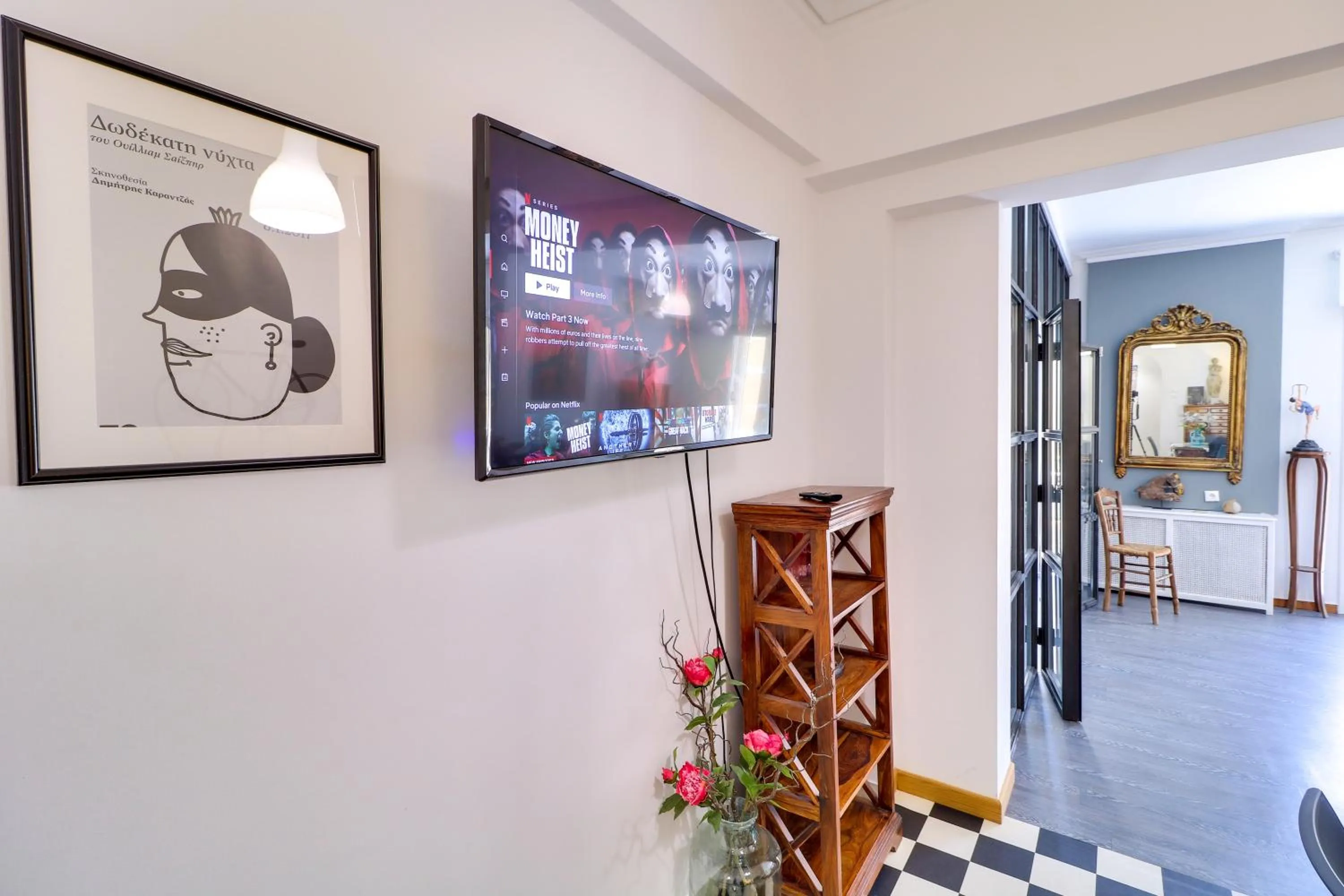 Decorative detail in Plaka Elegant Apartment