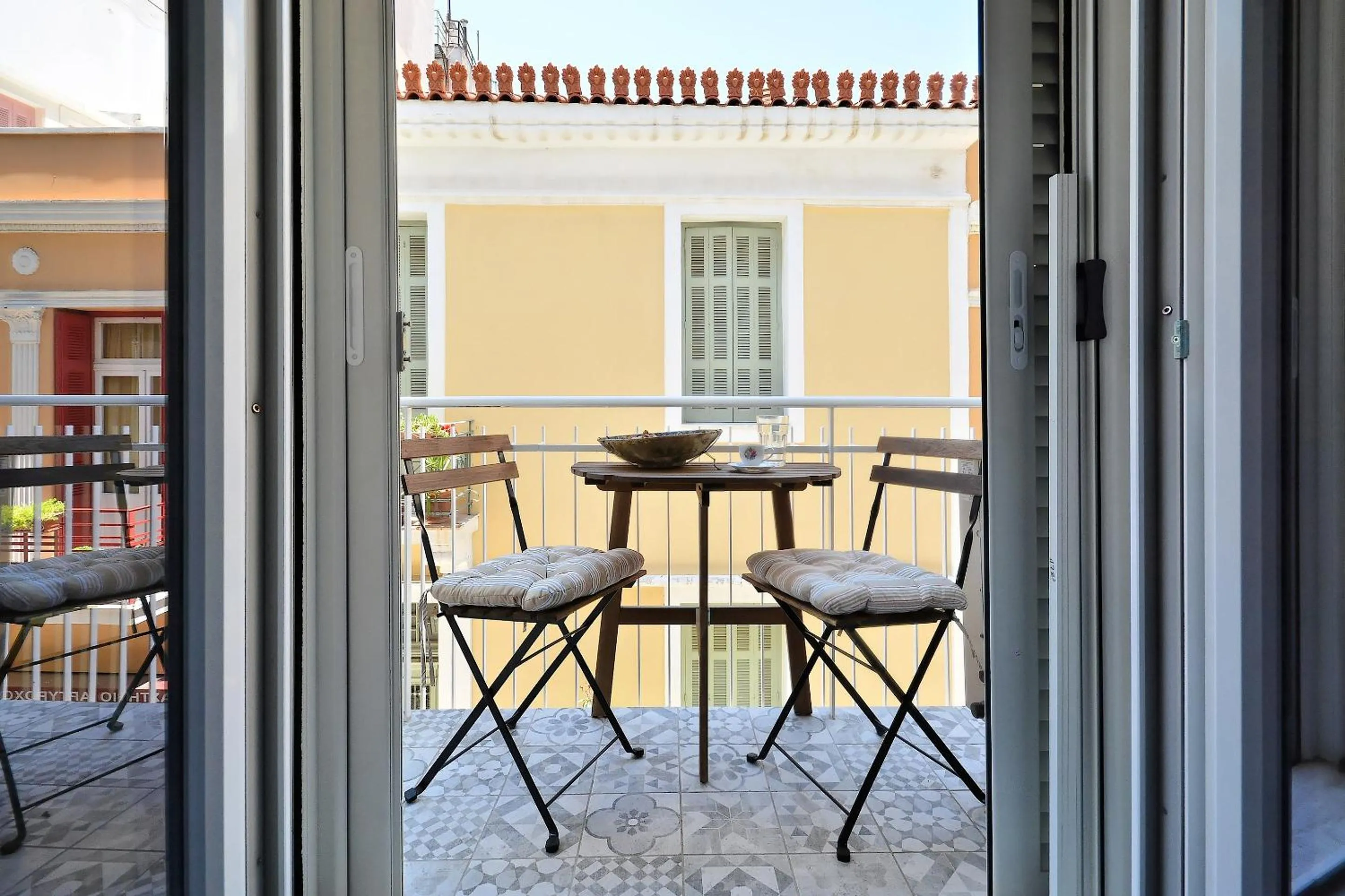 Balcony/Terrace in Plaka Elegant Apartment