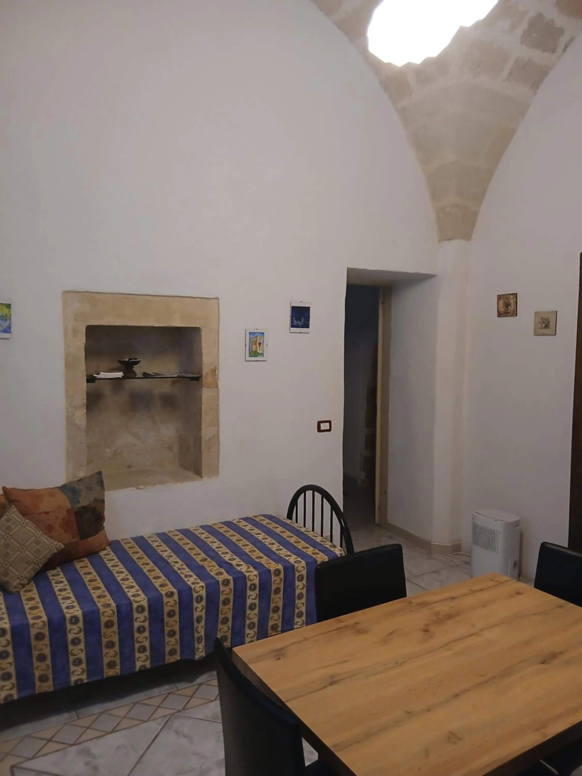 Living room, Bed in Vico del Sole b&b