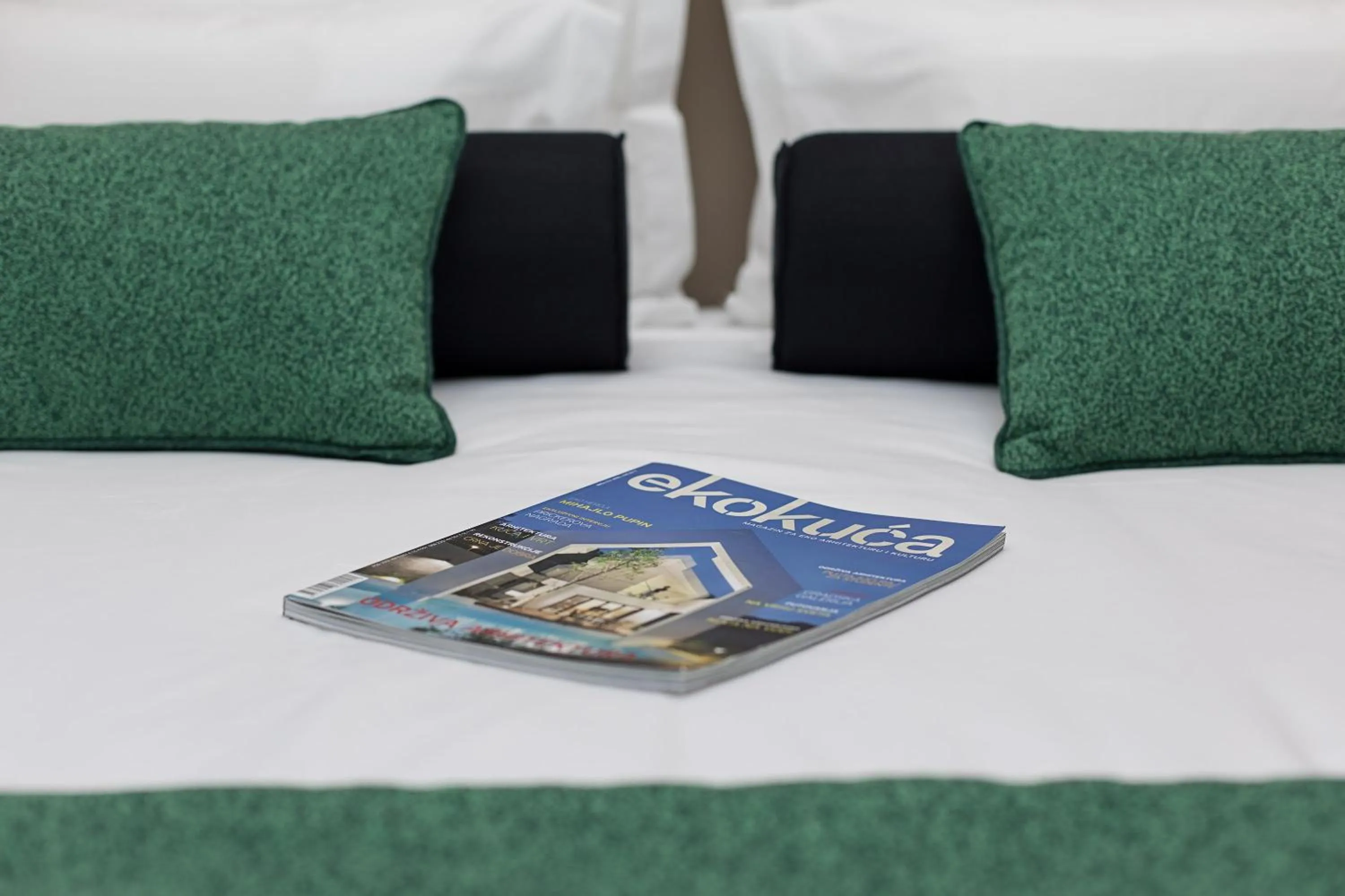 Decorative detail, Bed in Dominic Smart & Luxury Suites - Parliament