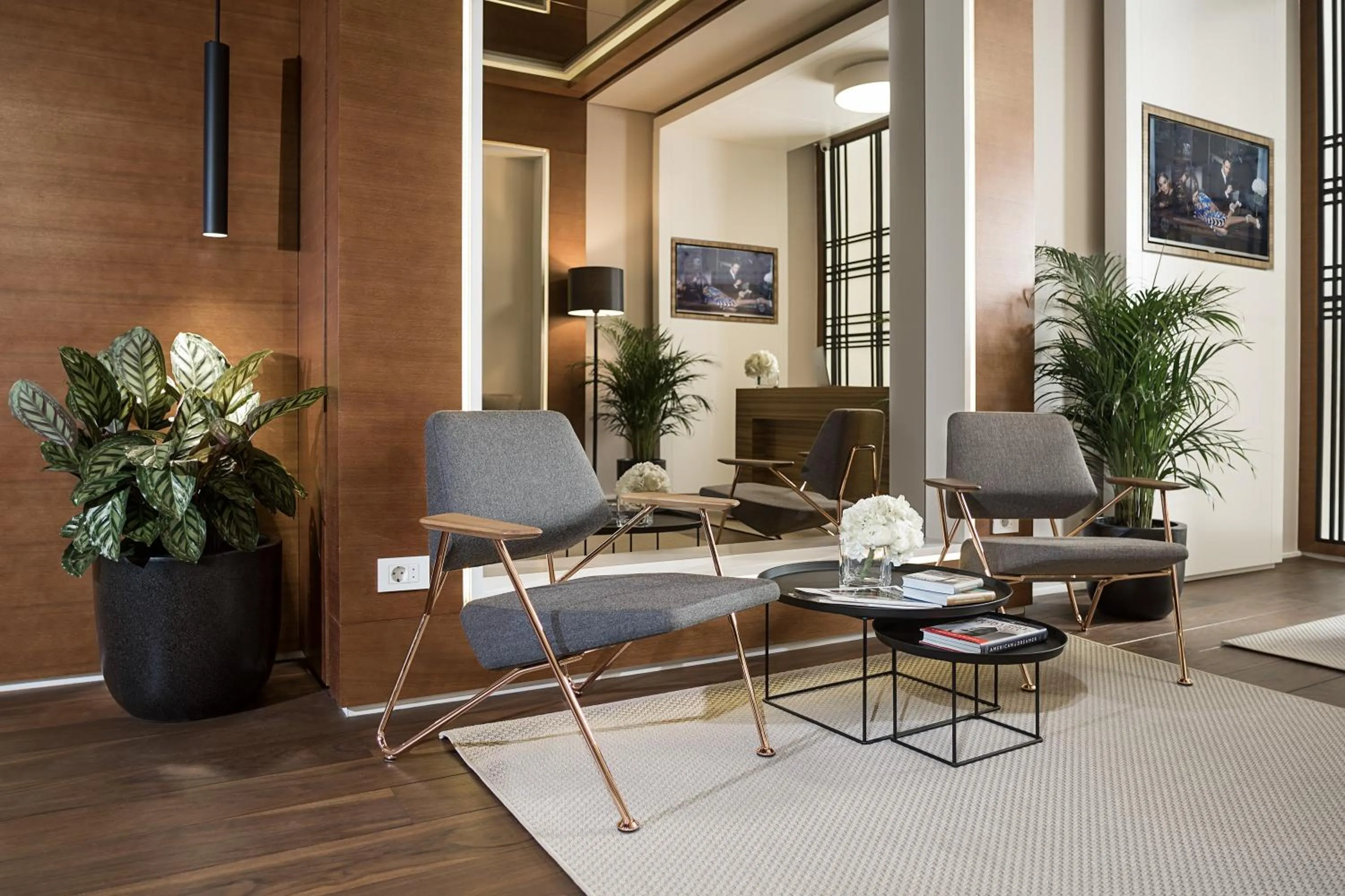 Lobby or reception in Dominic Smart & Luxury Suites - Parliament