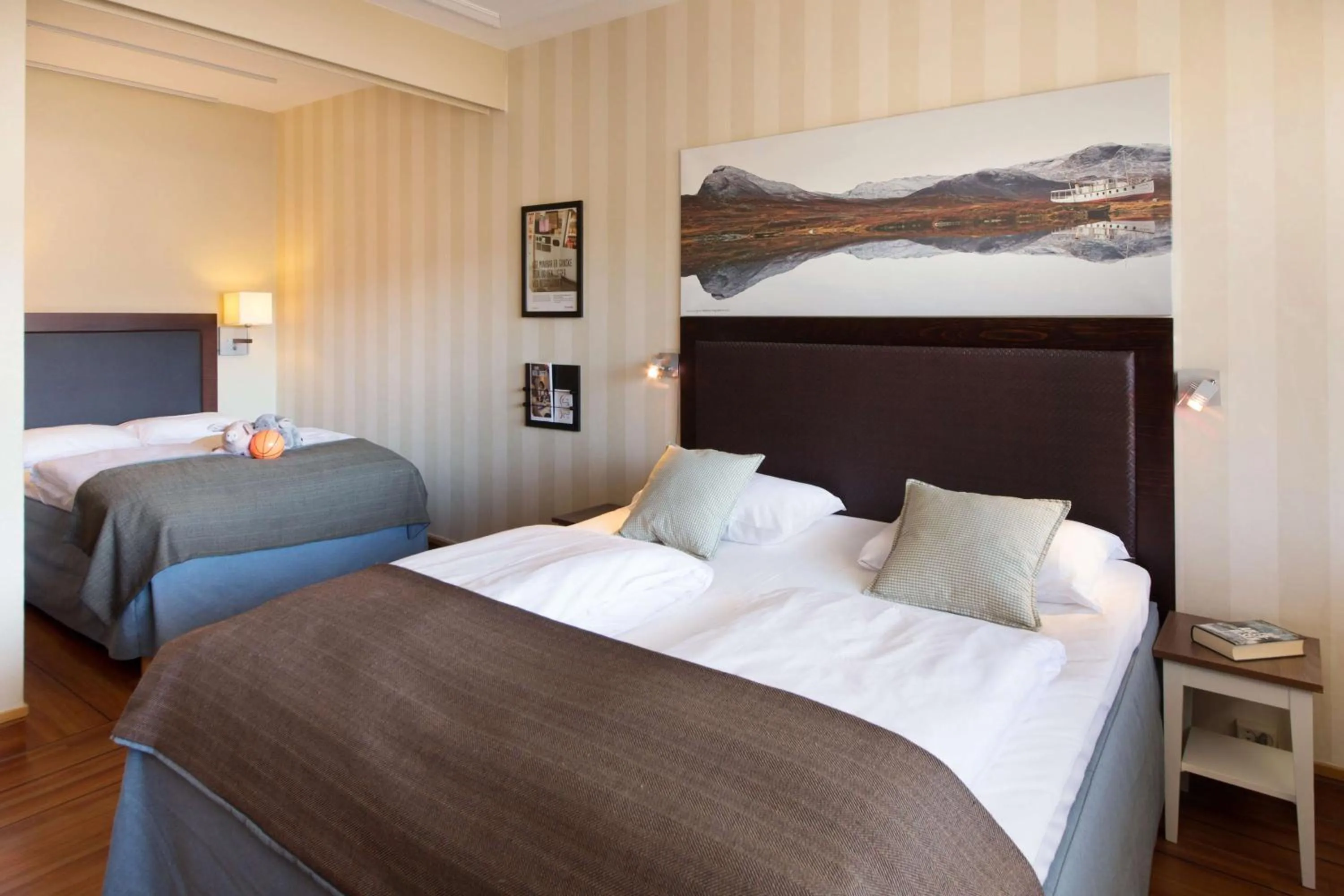 Photo of the whole room, Bed in Scandic Valdres