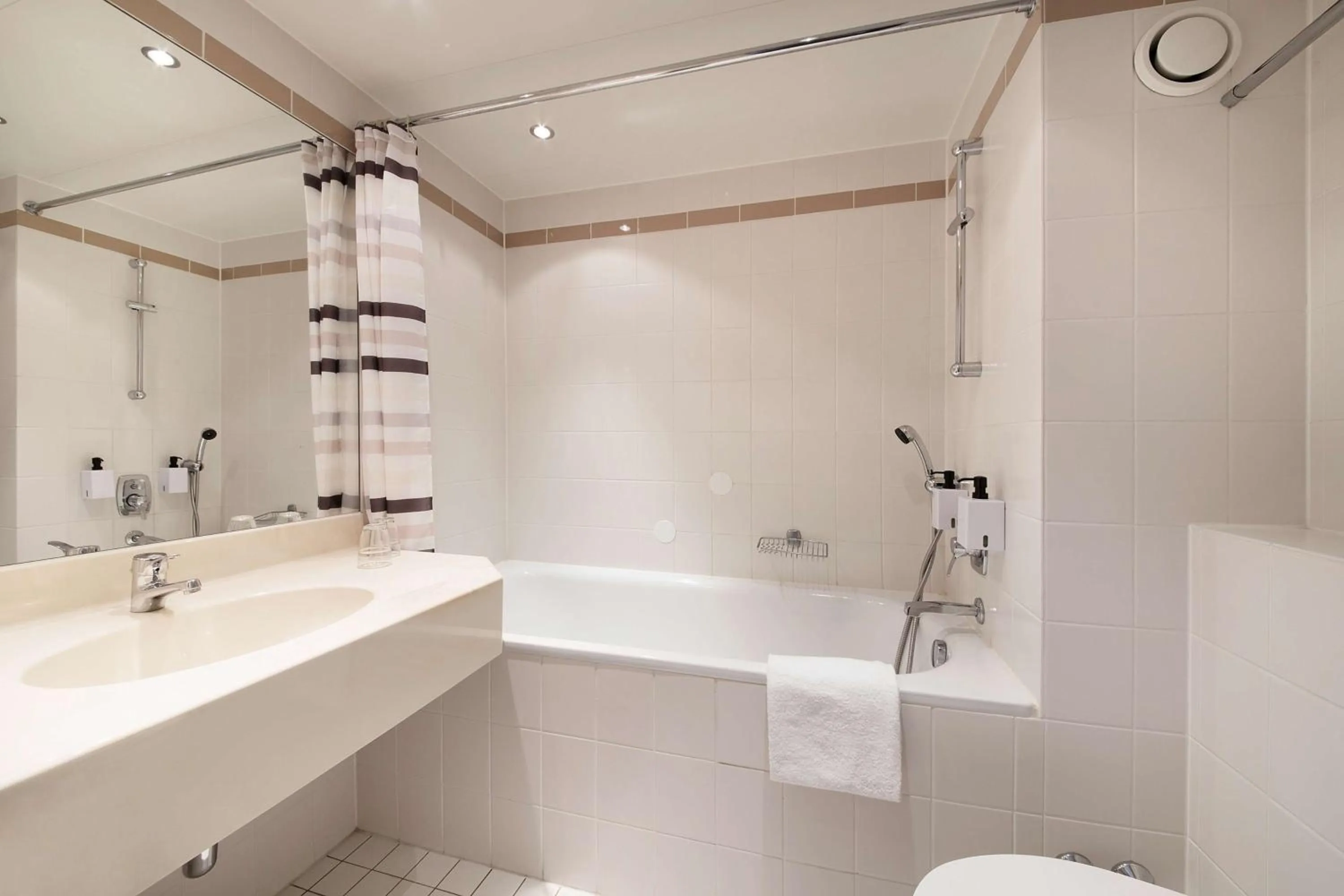 Bedroom in Scandic Valdres