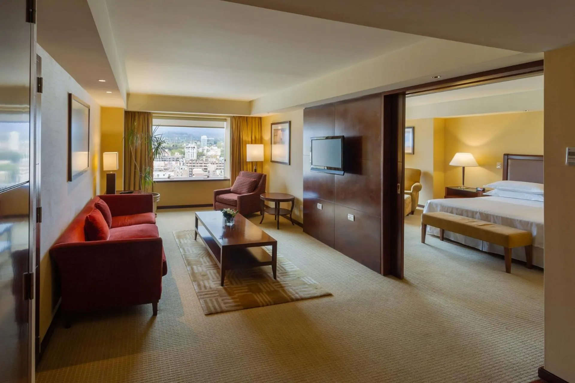 Bed in Sheraton Mendoza Hotel