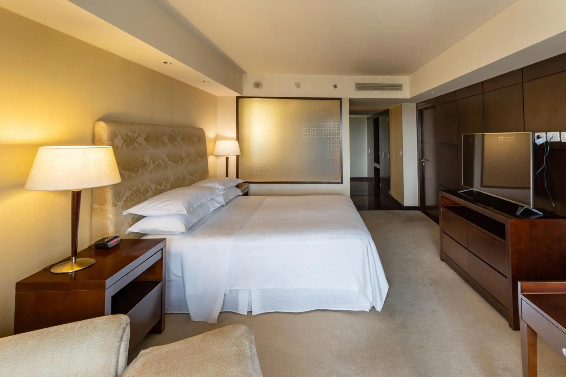 Bed in Sheraton Mendoza Hotel