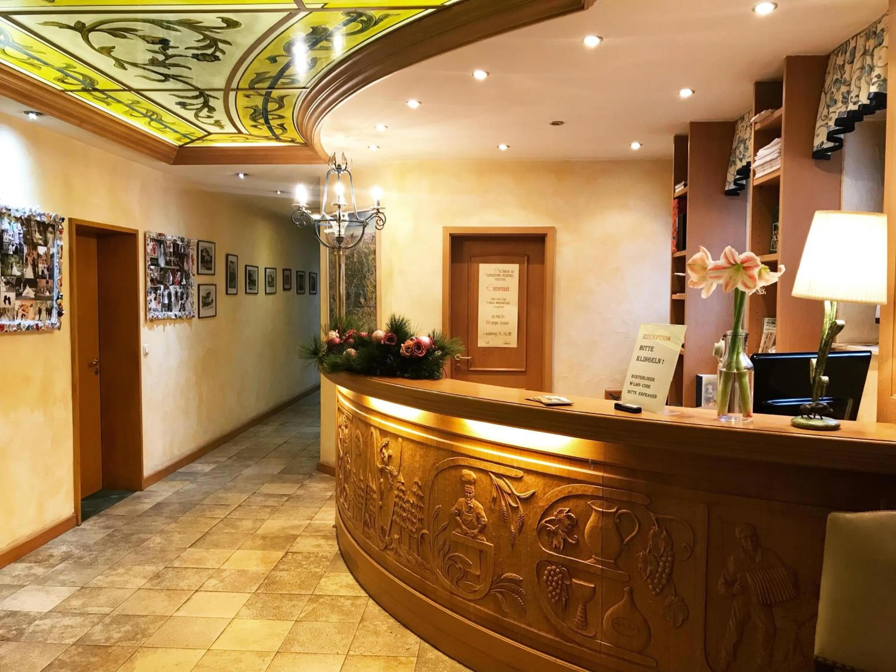 Lobby or reception in Hotel zum Engel