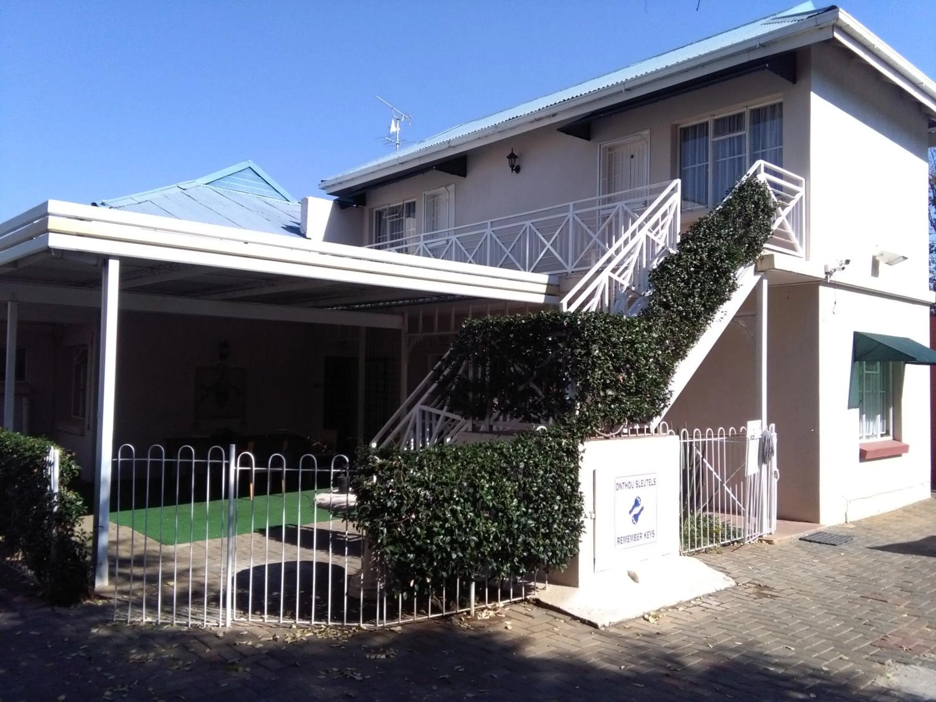 Property building in Victorian Lodge