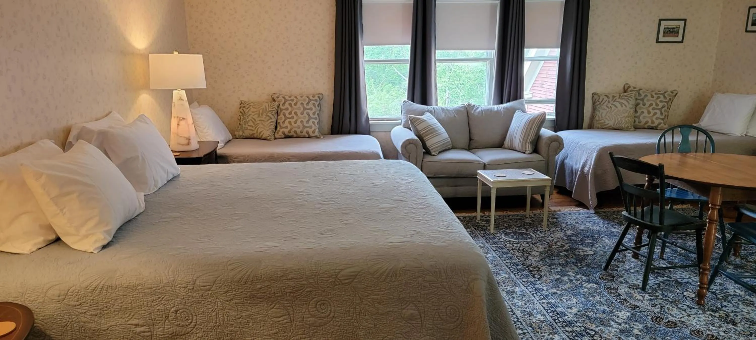 Bedroom, Bed in Hawks House Inn