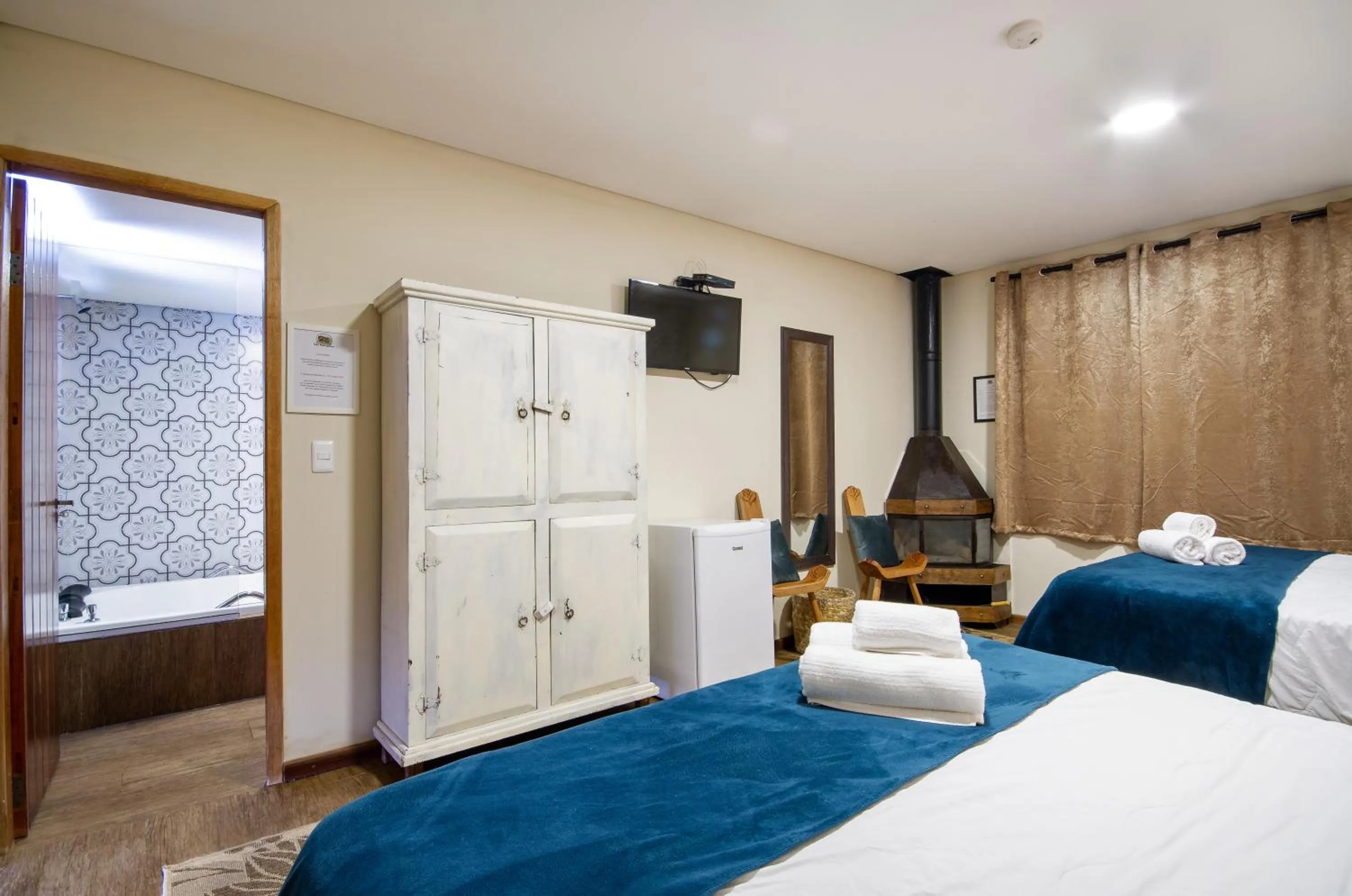 Bedroom, Bed in Pousada Casa Mantiqueira - Próxima ao Capivarí e opções de Hidromassagem