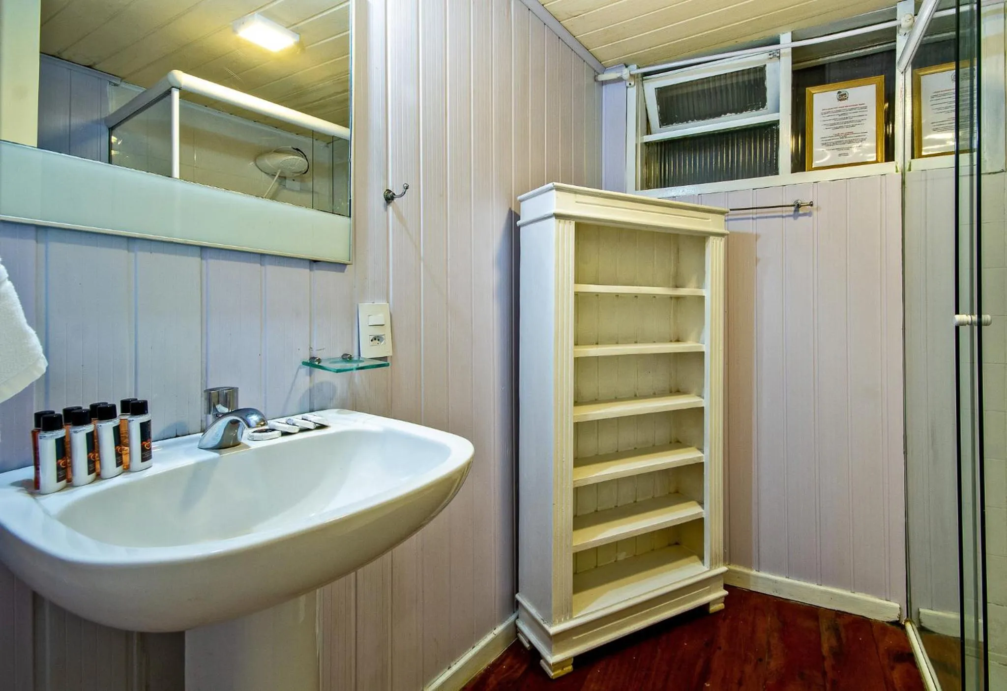 Bathroom in Pousada Casa Mantiqueira - Próxima ao Capivarí e opções de Hidromassagem