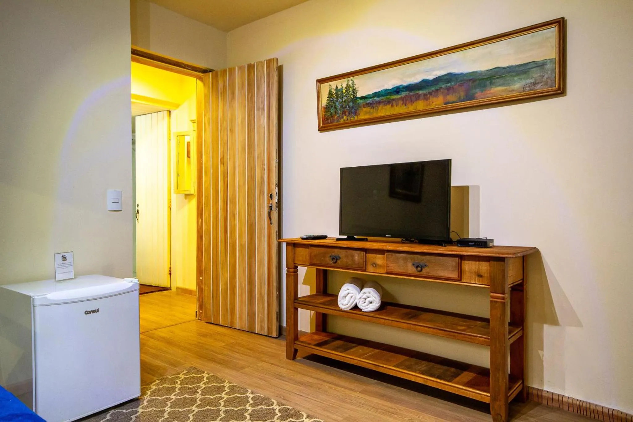 TV and multimedia in Pousada Casa Mantiqueira - Próxima ao Capivarí e opções de Hidromassagem