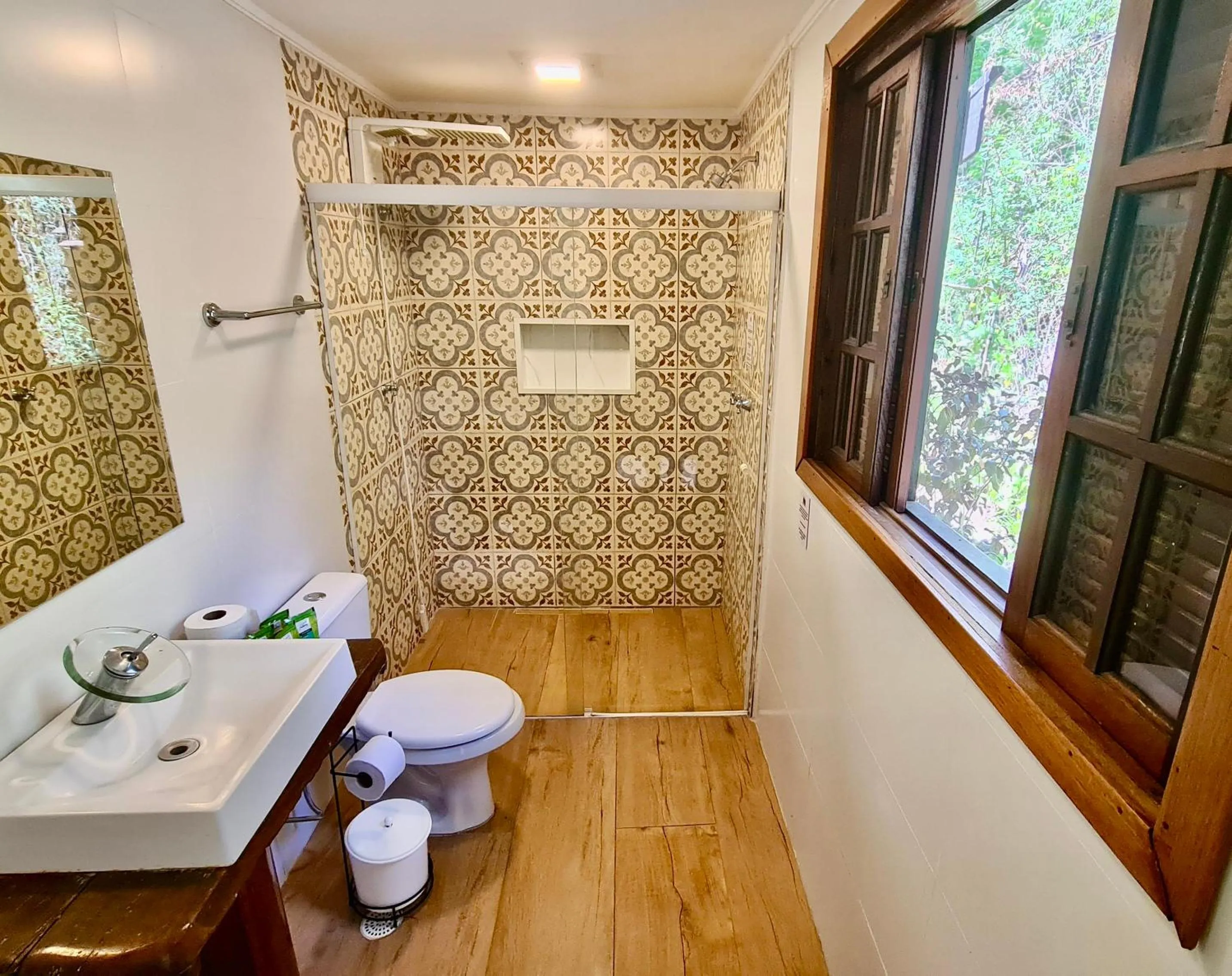 Bathroom in Pousada Casa Mantiqueira - Próxima ao Capivarí e opções de Hidromassagem