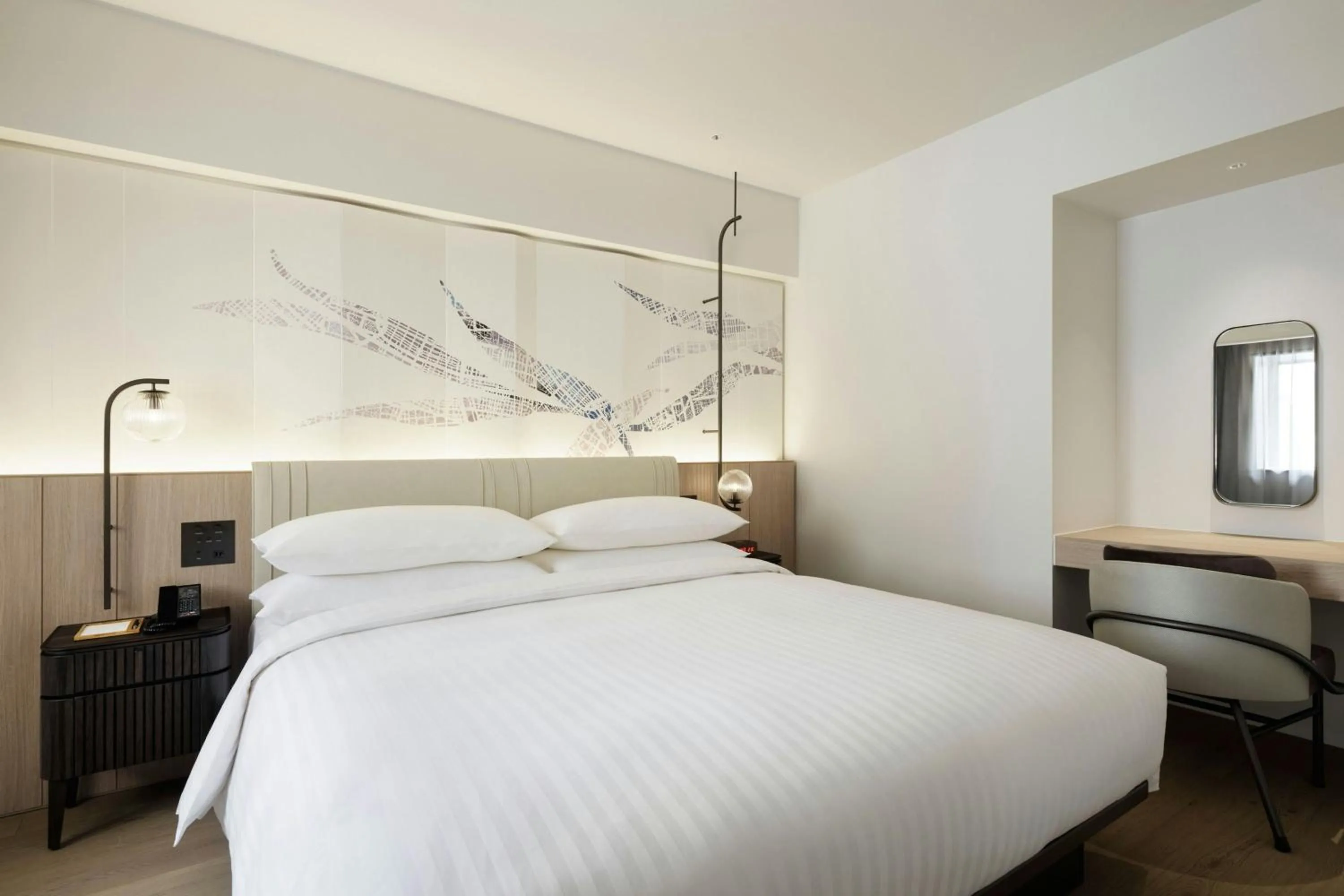 Photo of the whole room, Bed in Courtyard by Marriott Tokyo Ginza Hotel