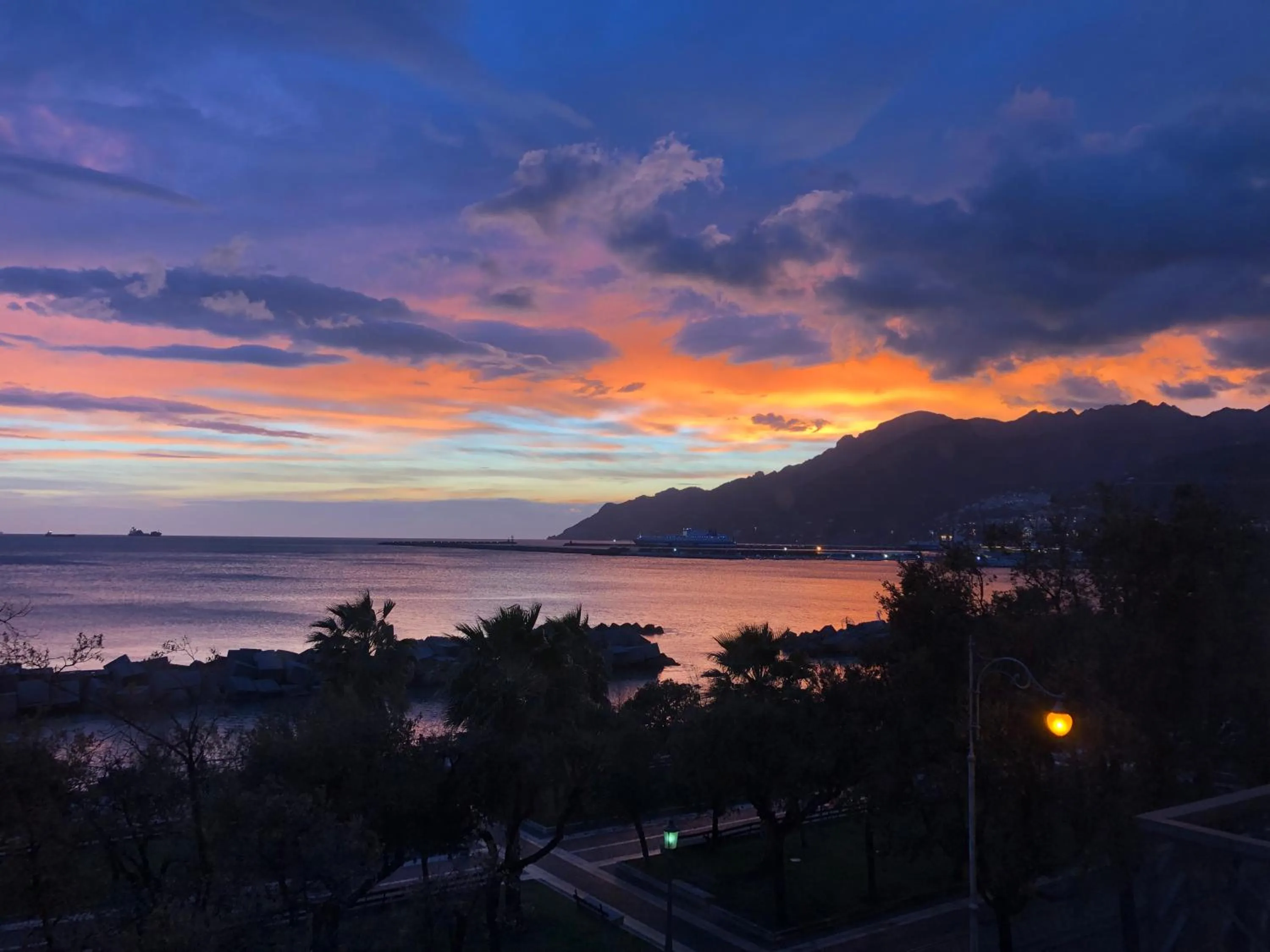 Sea view in Donna Giulia, Luxury House