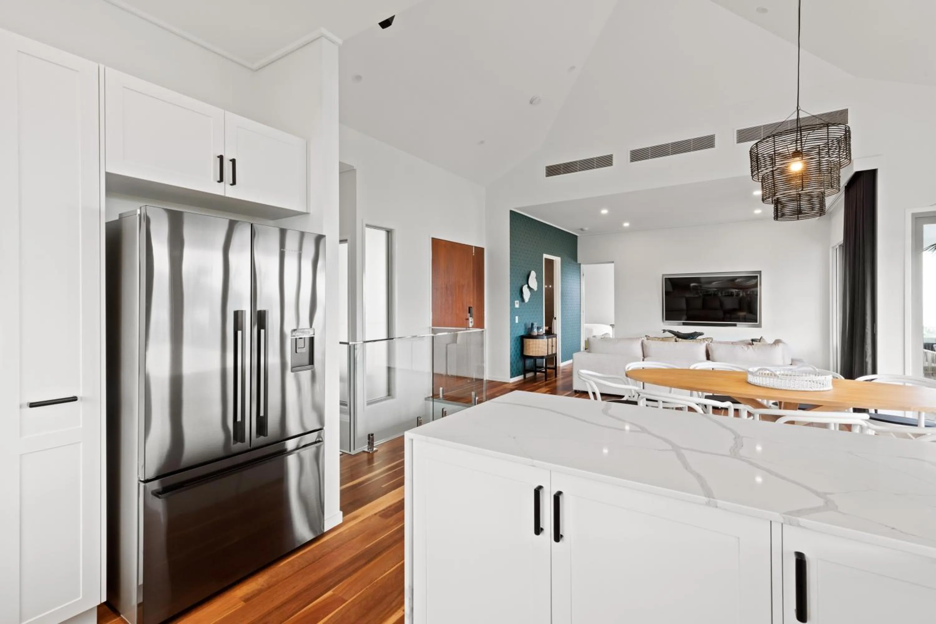 Kitchen or kitchenette in Club Wyndham Airlie Beach