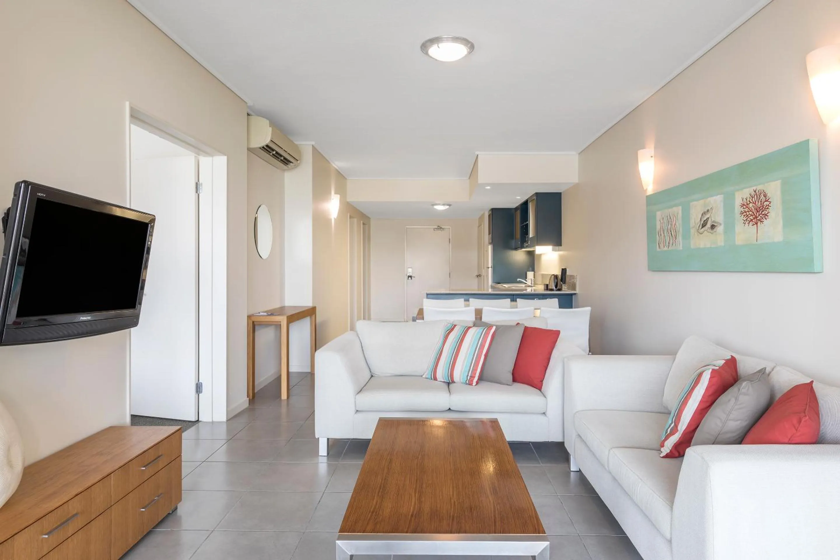 Living room in Club Wyndham Airlie Beach