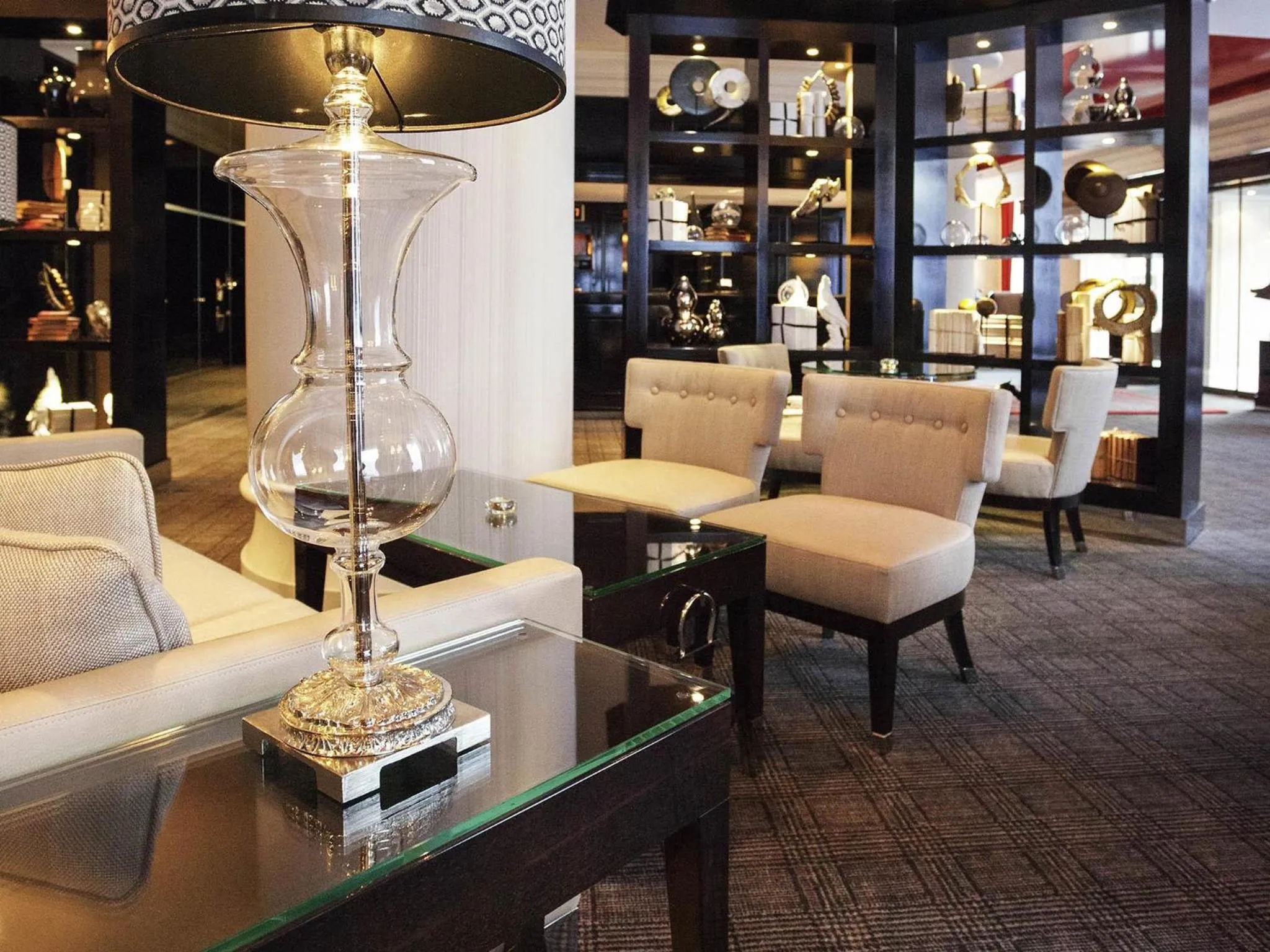 Lounge or bar in Park Hotel Grenoble - MGallery Collection