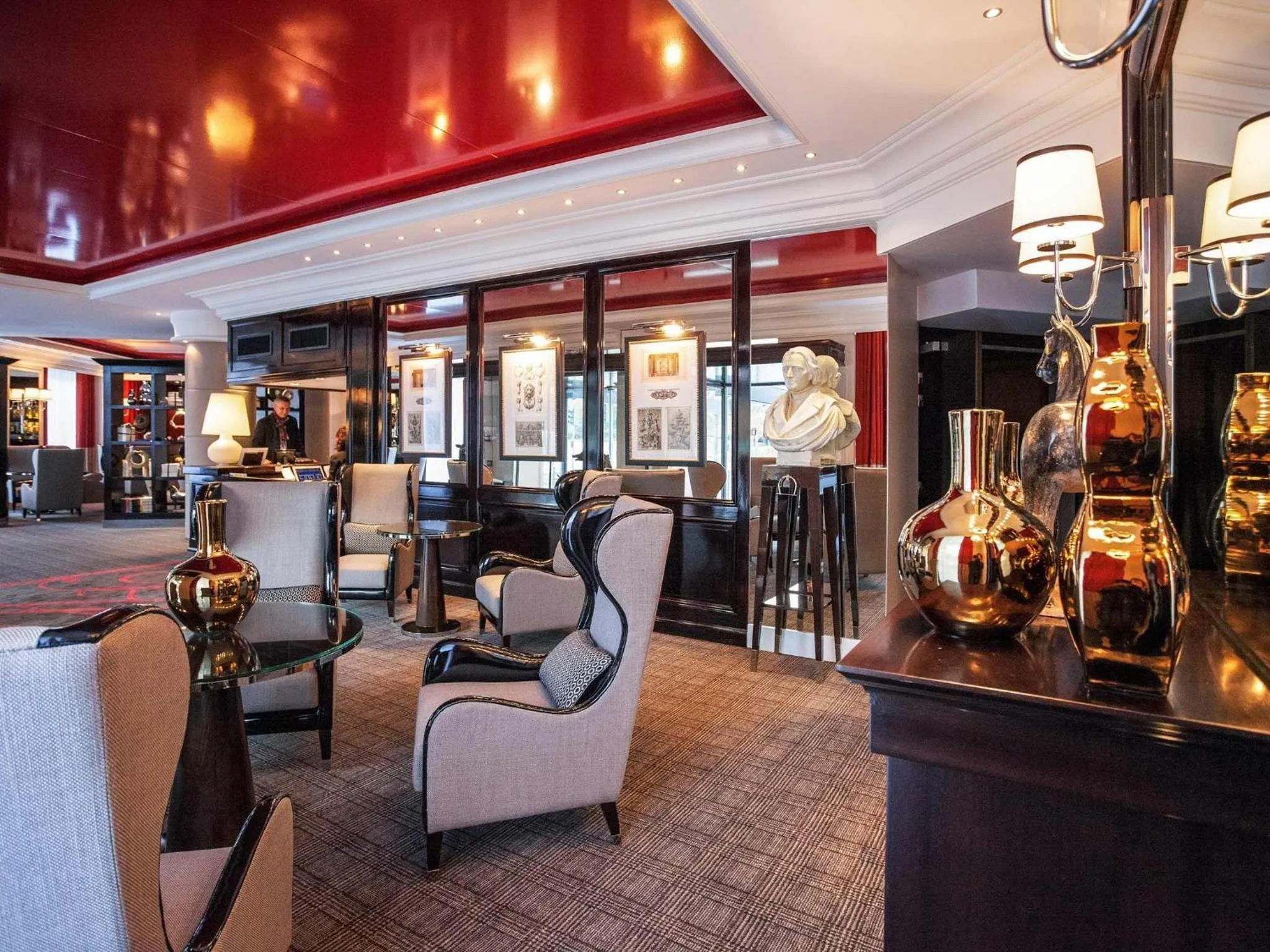 Lounge or bar in Park Hotel Grenoble - MGallery Collection
