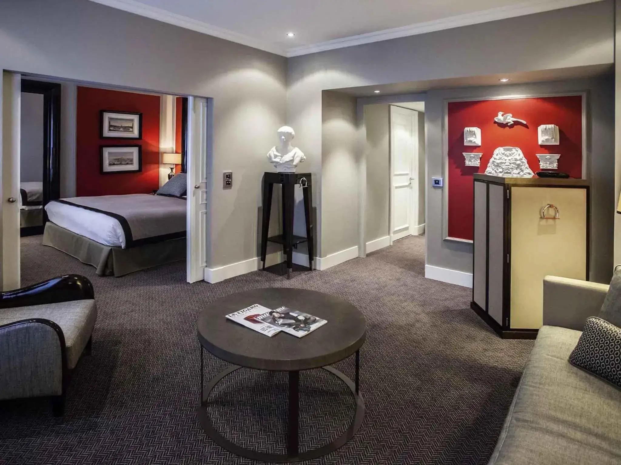 Suite with Courtyard View - single occupancy in Park Hotel Grenoble - MGallery Collection Suite with Courtyard View - single occupancy in Park Hotel Grenoble - MGallery Collection