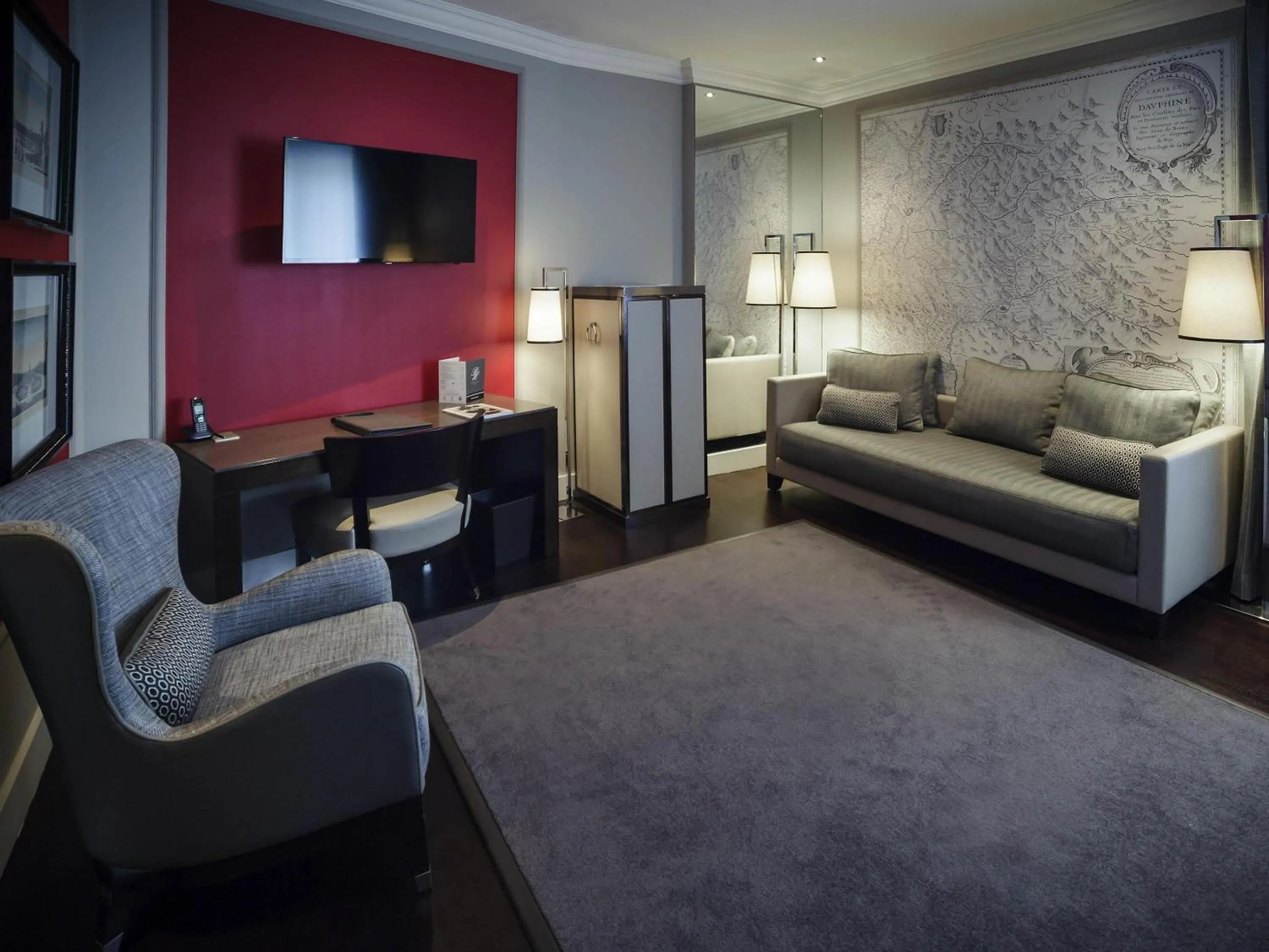 Bedroom, Bed in Park Hotel Grenoble - MGallery Collection