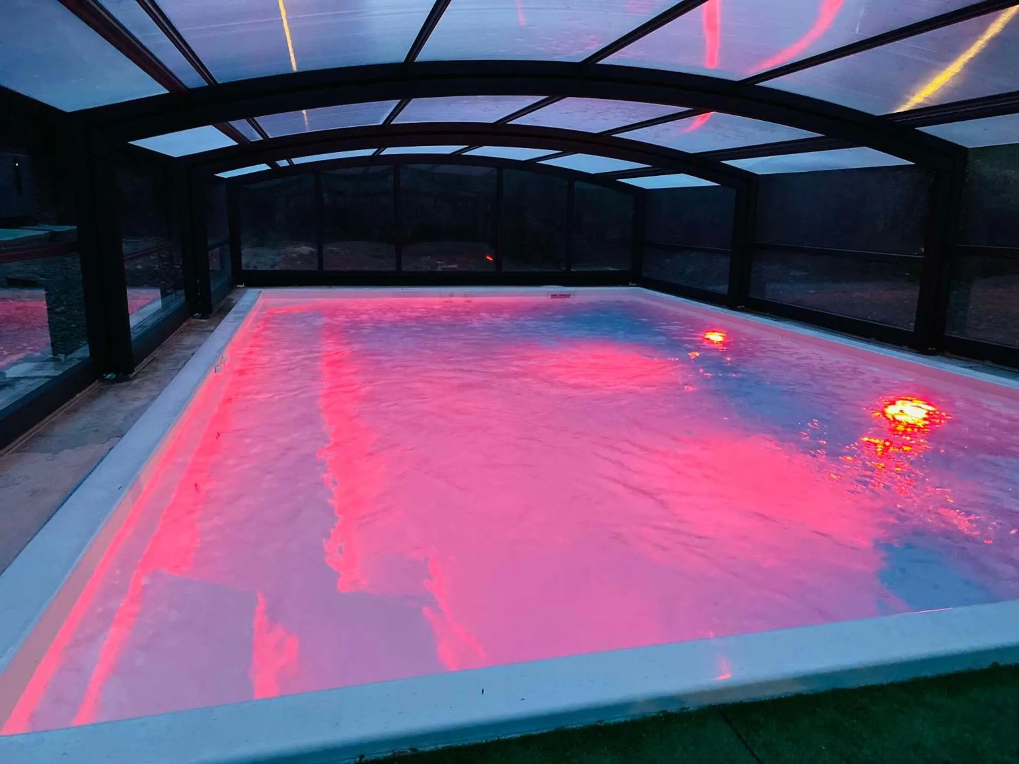 Pool view in BRIT HOTEL & SPA Le Roc au Chien