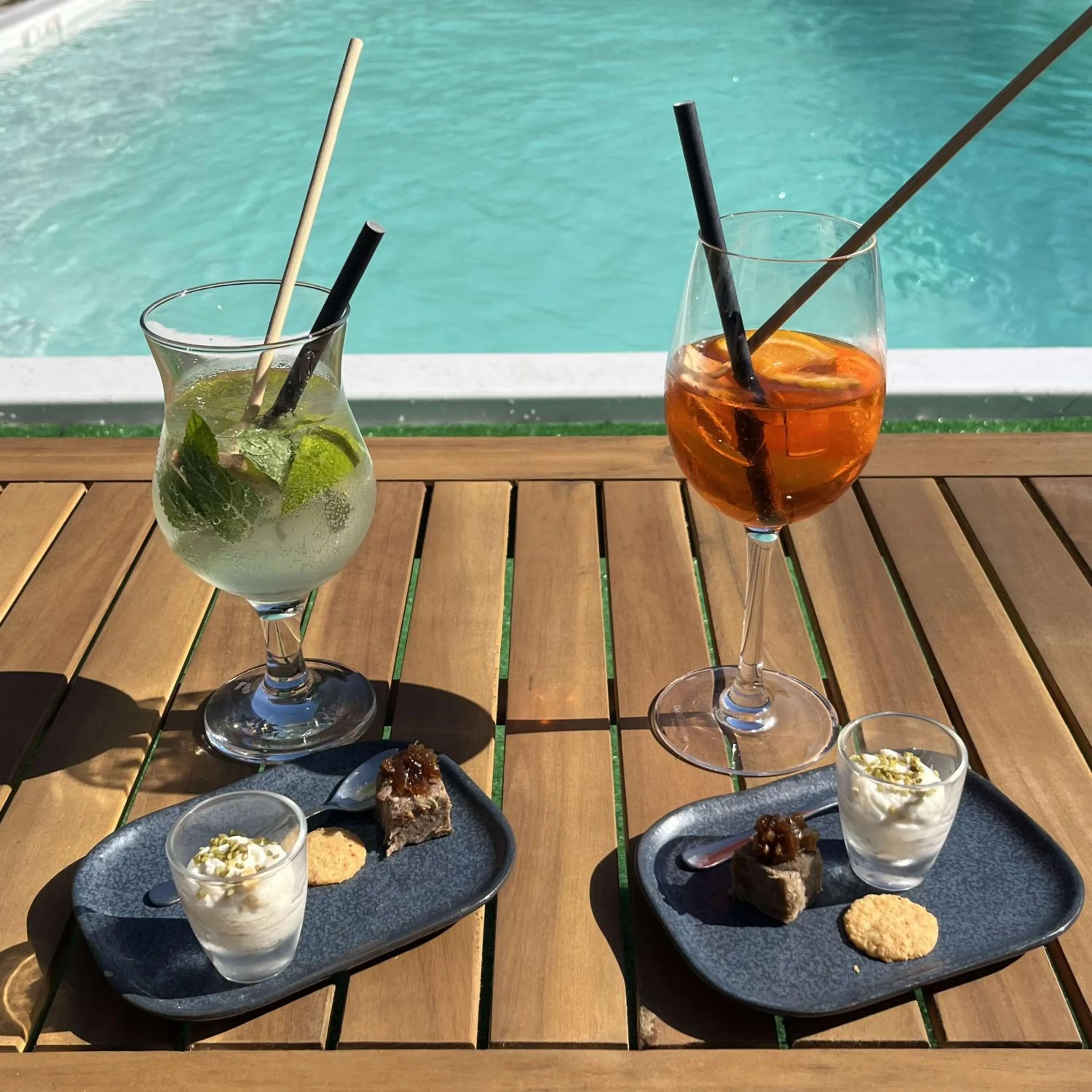 Pool view in BRIT HOTEL & SPA Le Roc au Chien