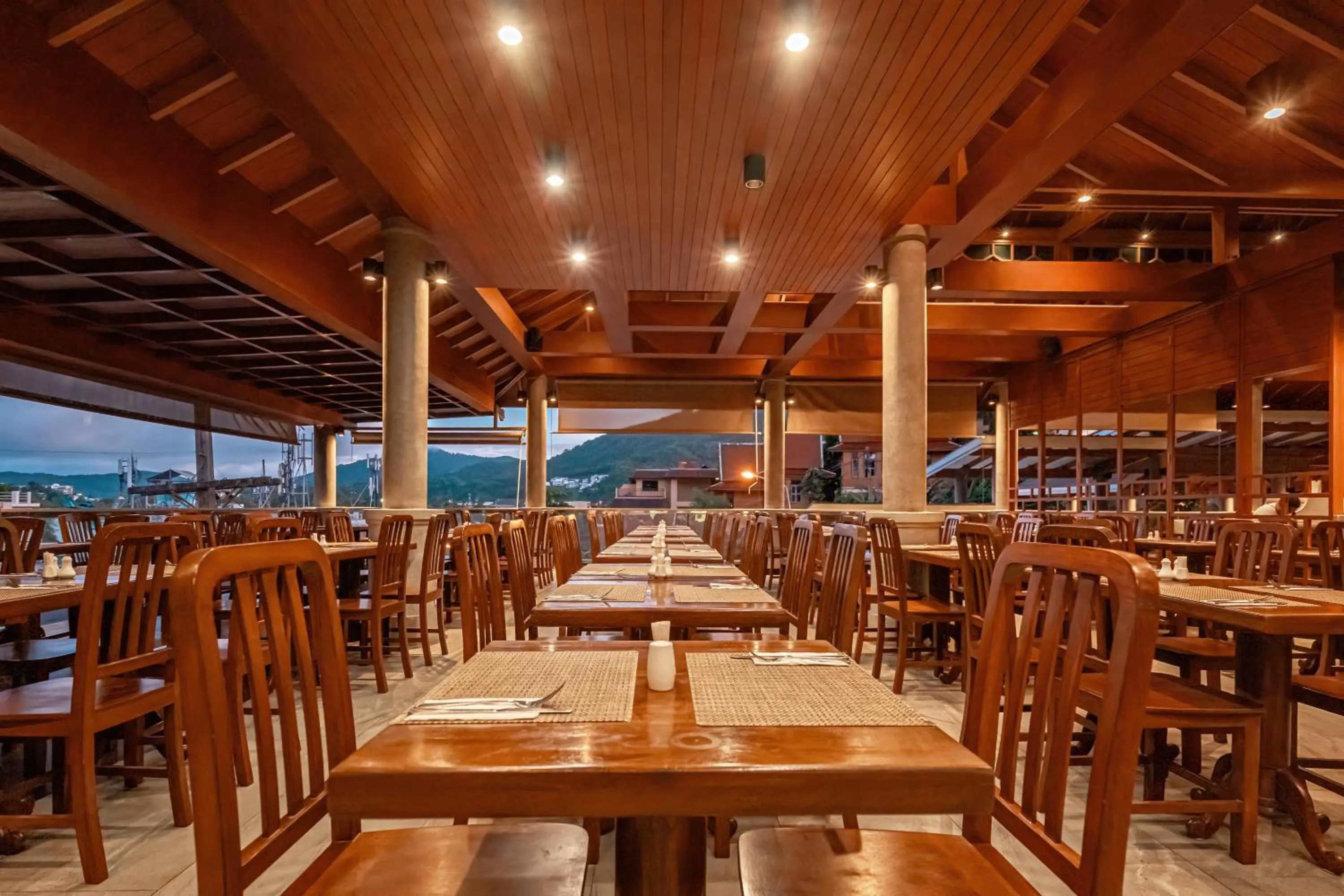 Restaurant/places to eat in Orchidacea Resort - Kata Beach
