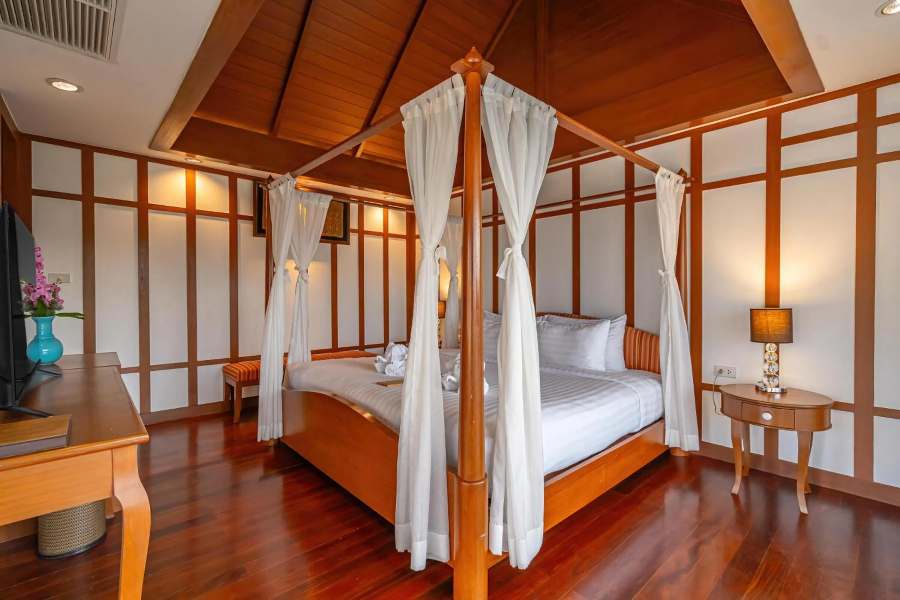 Bedroom, Bed in Orchidacea Resort - Kata Beach