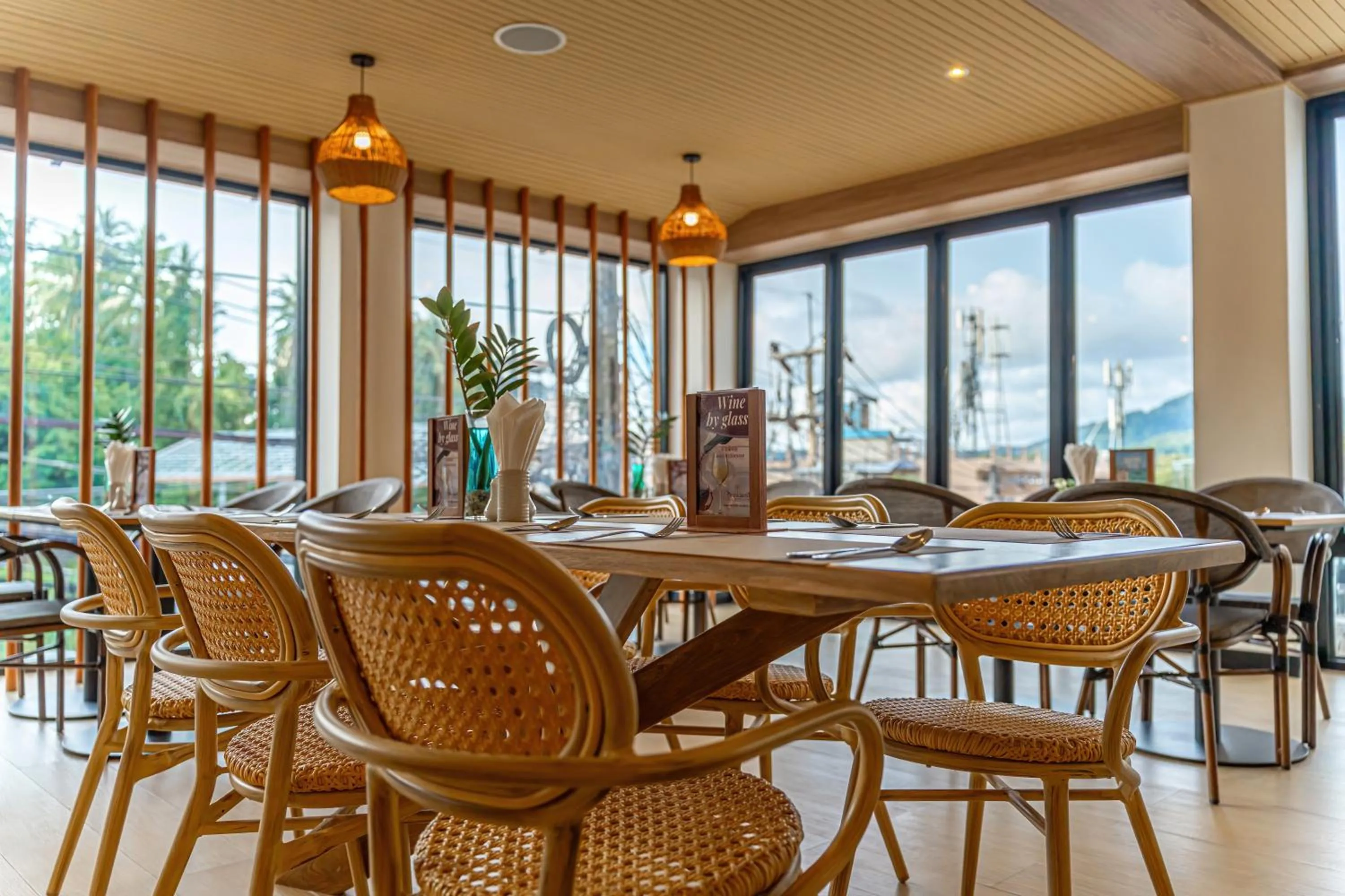 Restaurant/places to eat in Orchidacea Resort - Kata Beach