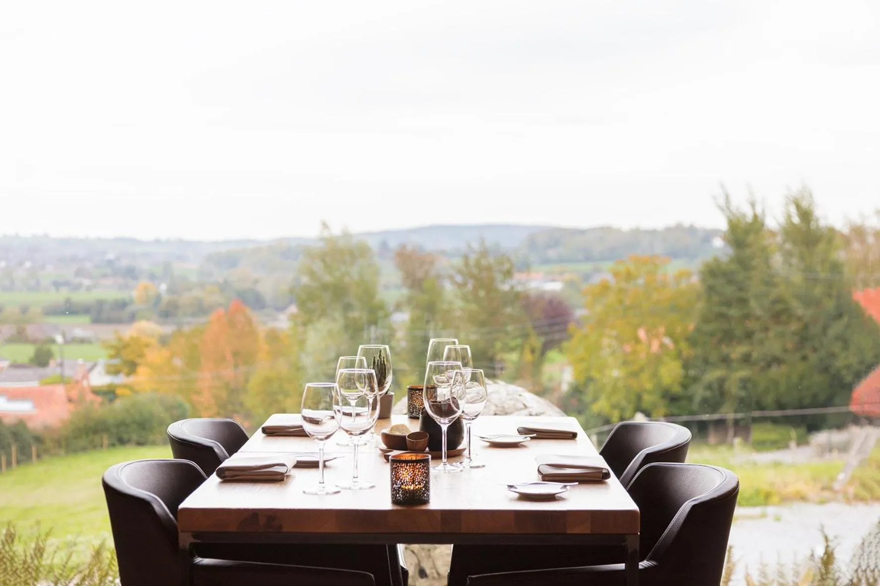 Restaurant/places to eat in Vertes Feuilles