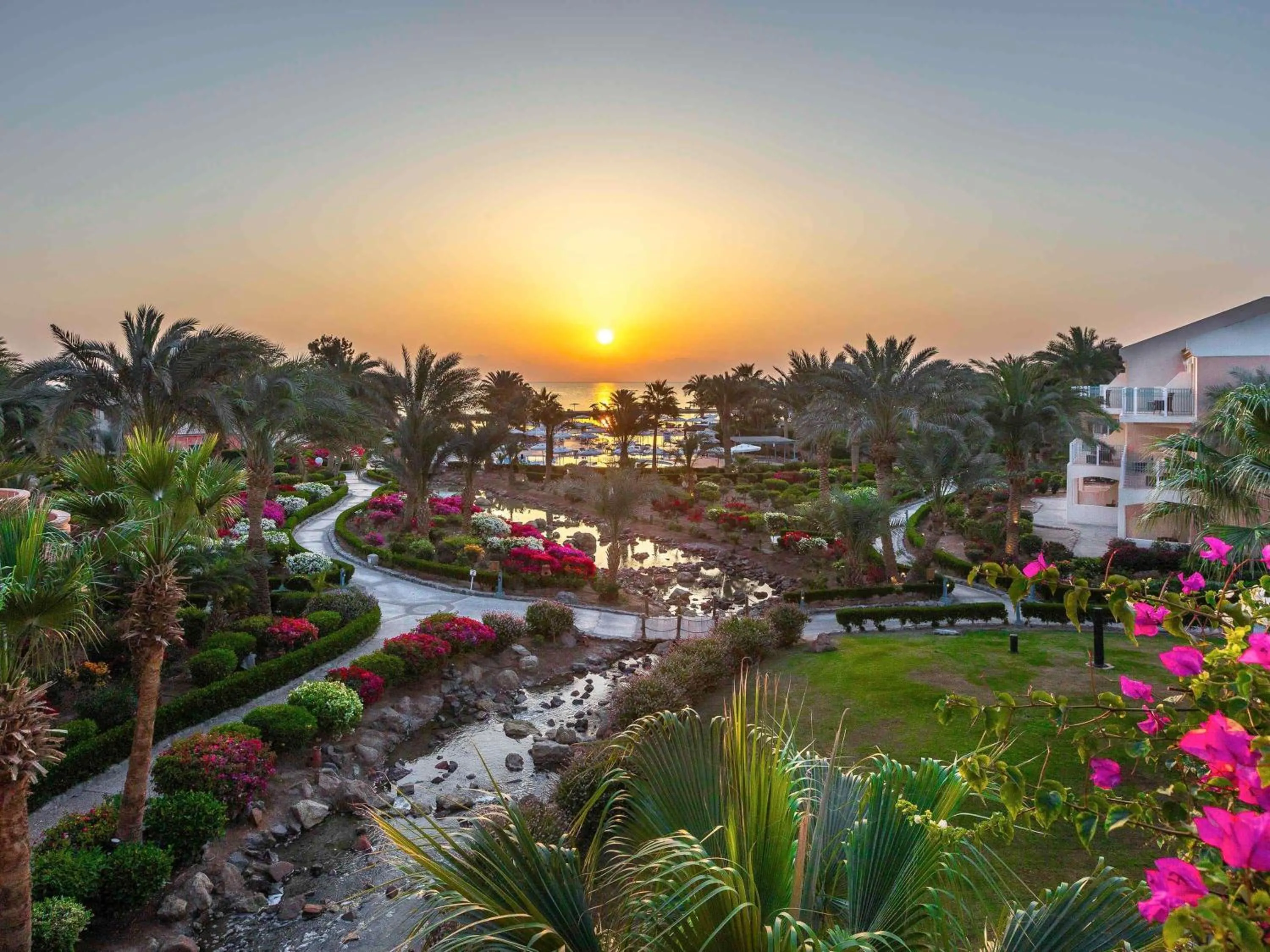 Golfcourse in Movenpick Resort & Spa El Gouna