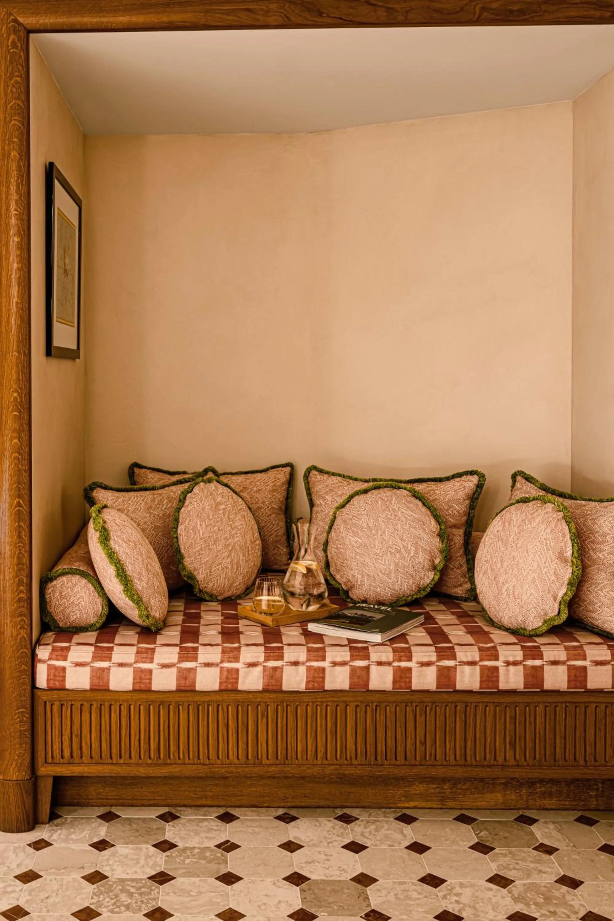 Spa and wellness centre/facilities in Saint James Paris