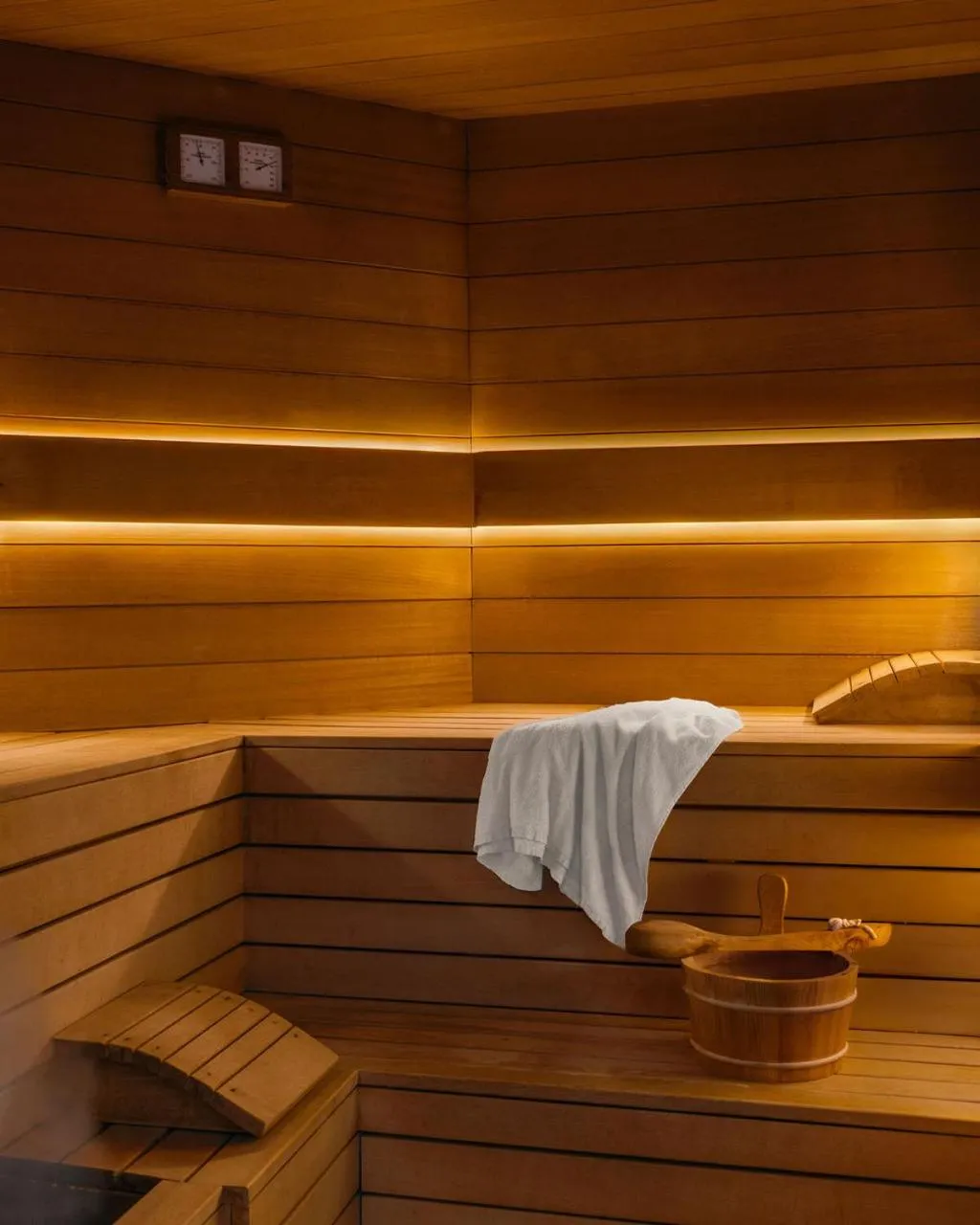 Sauna in Saint James Paris