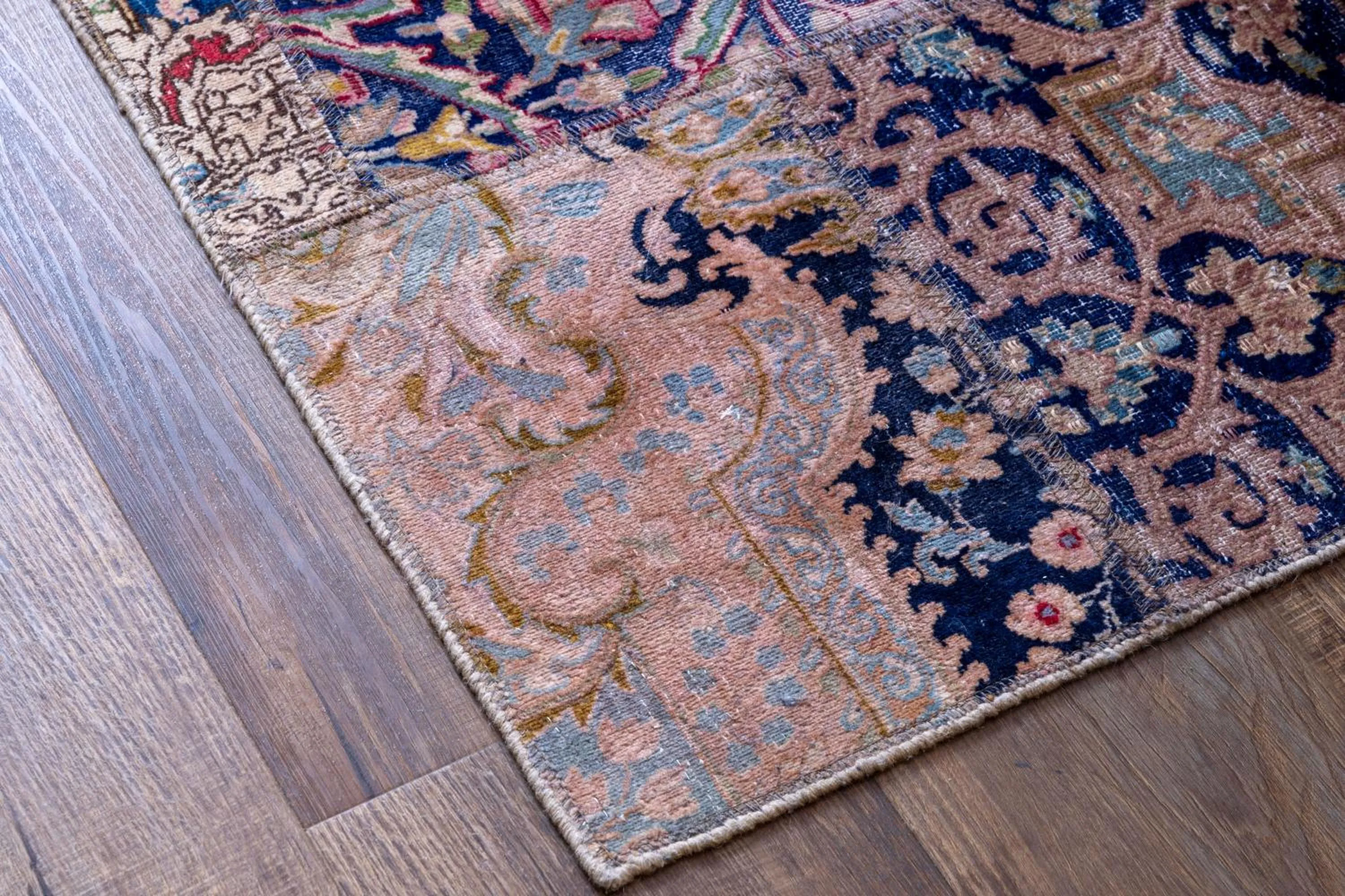 Decorative detail in Welcome Hotel