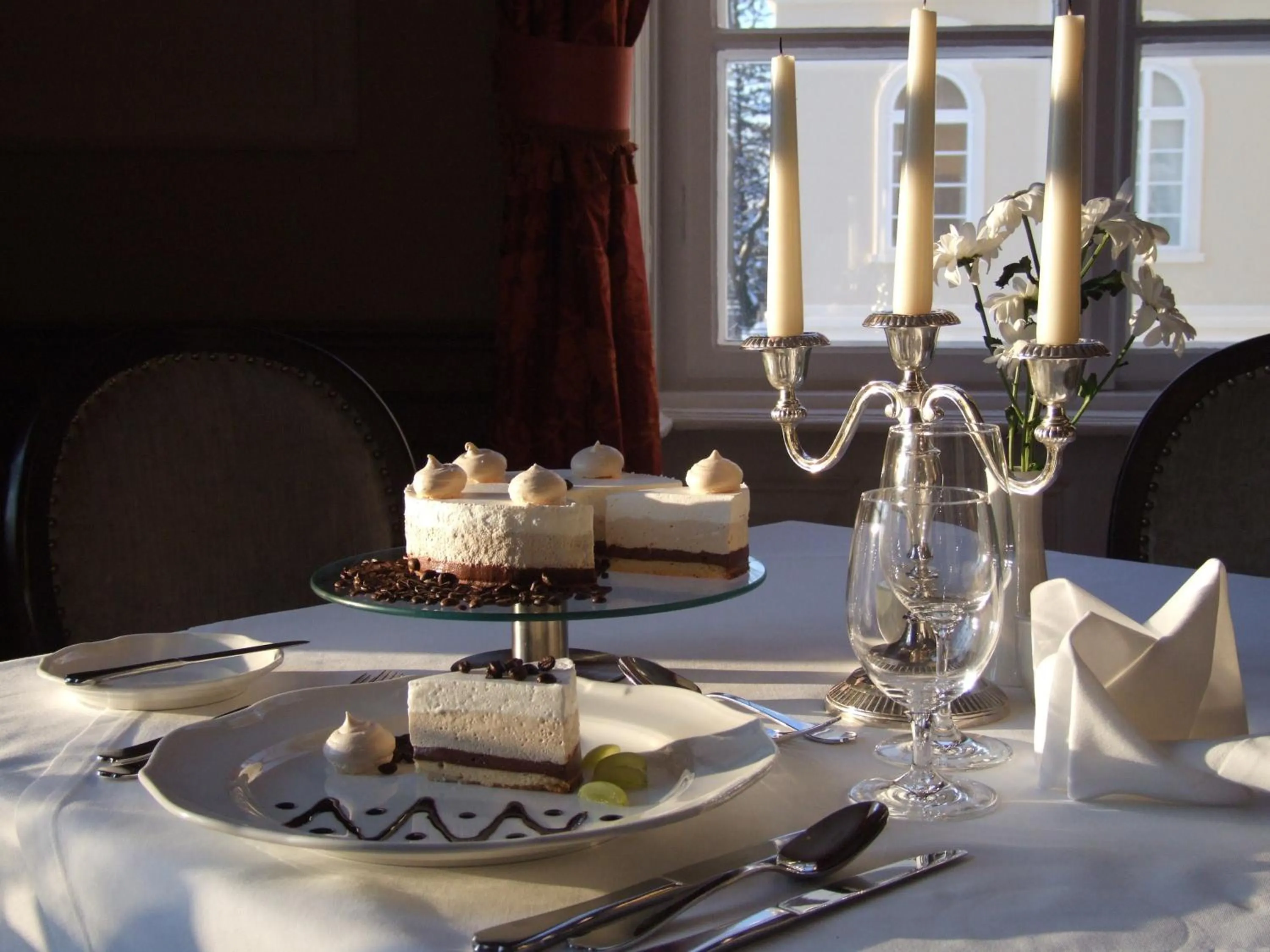 Food in La Contessa Castle Hotel