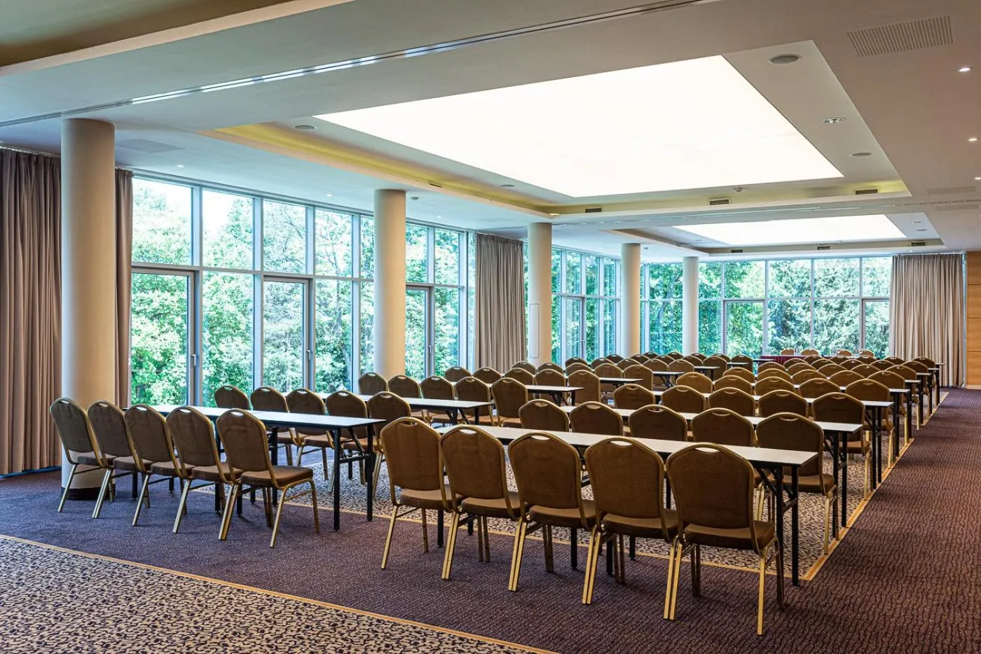 Meeting/conference room in La Contessa Castle Hotel