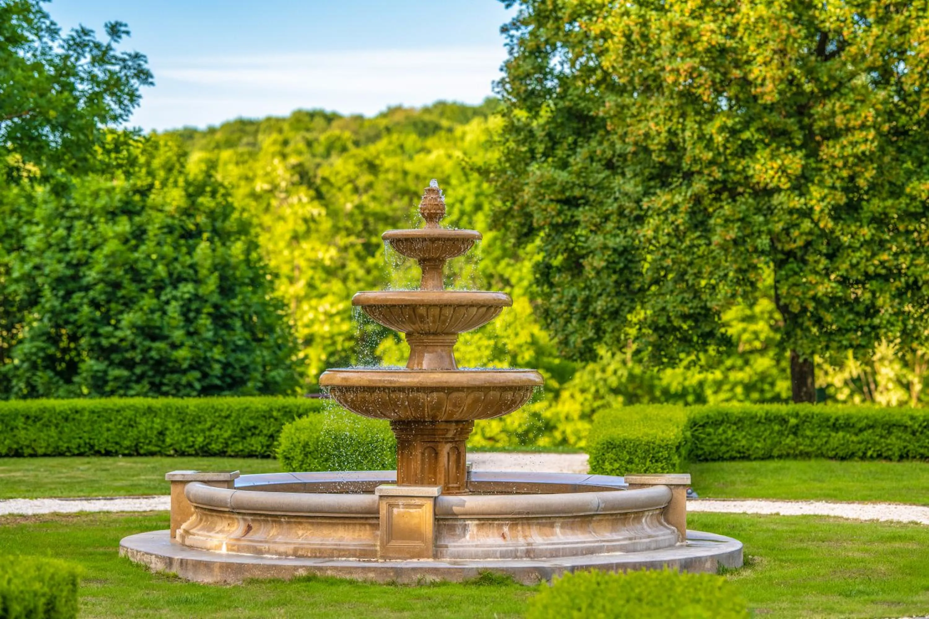 Garden view in La Contessa Castle Hotel