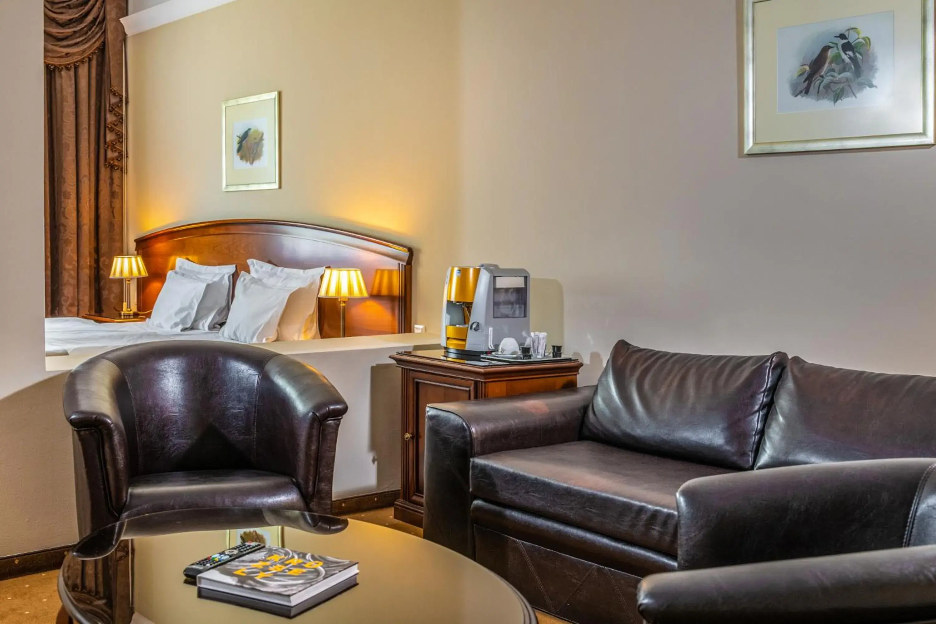 Deluxe Double Room - single occupancy - Manor House in La Contessa Castle Hotel Deluxe Double Room - single occupancy - Manor House in La Contessa Castle Hotel